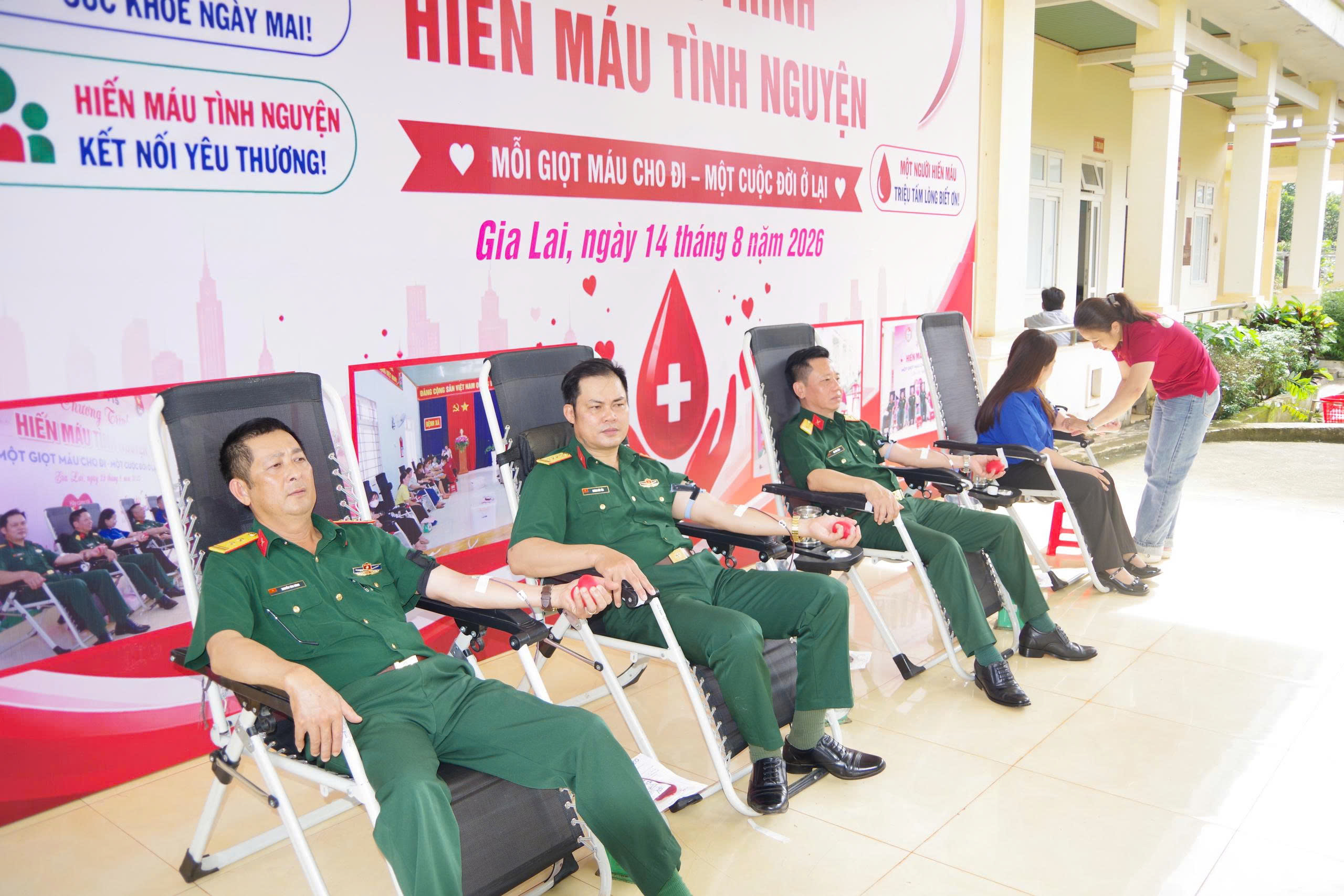 Đoàn KT-QP 715 tiếp nhận 171 đơn vị máu từ chương trình hiến máu tình nguyện năm 2026