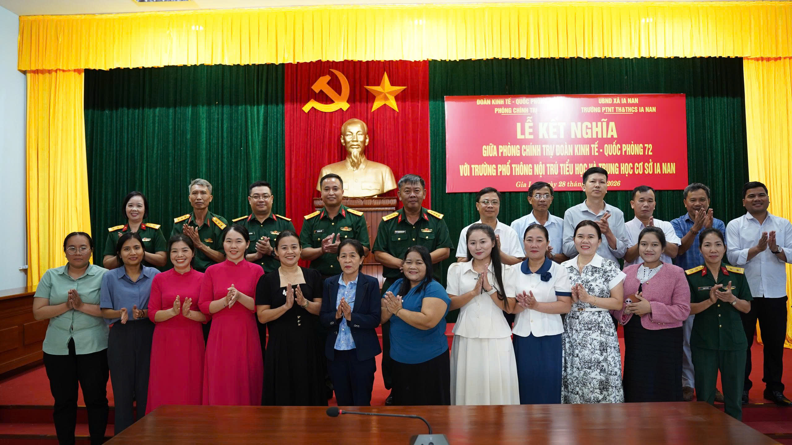 Đoàn KT-QP 72 kết nghĩa, đồng hành cùng Trường Phổ thông nội trú Ia Nan, tỉnh Gia Lai