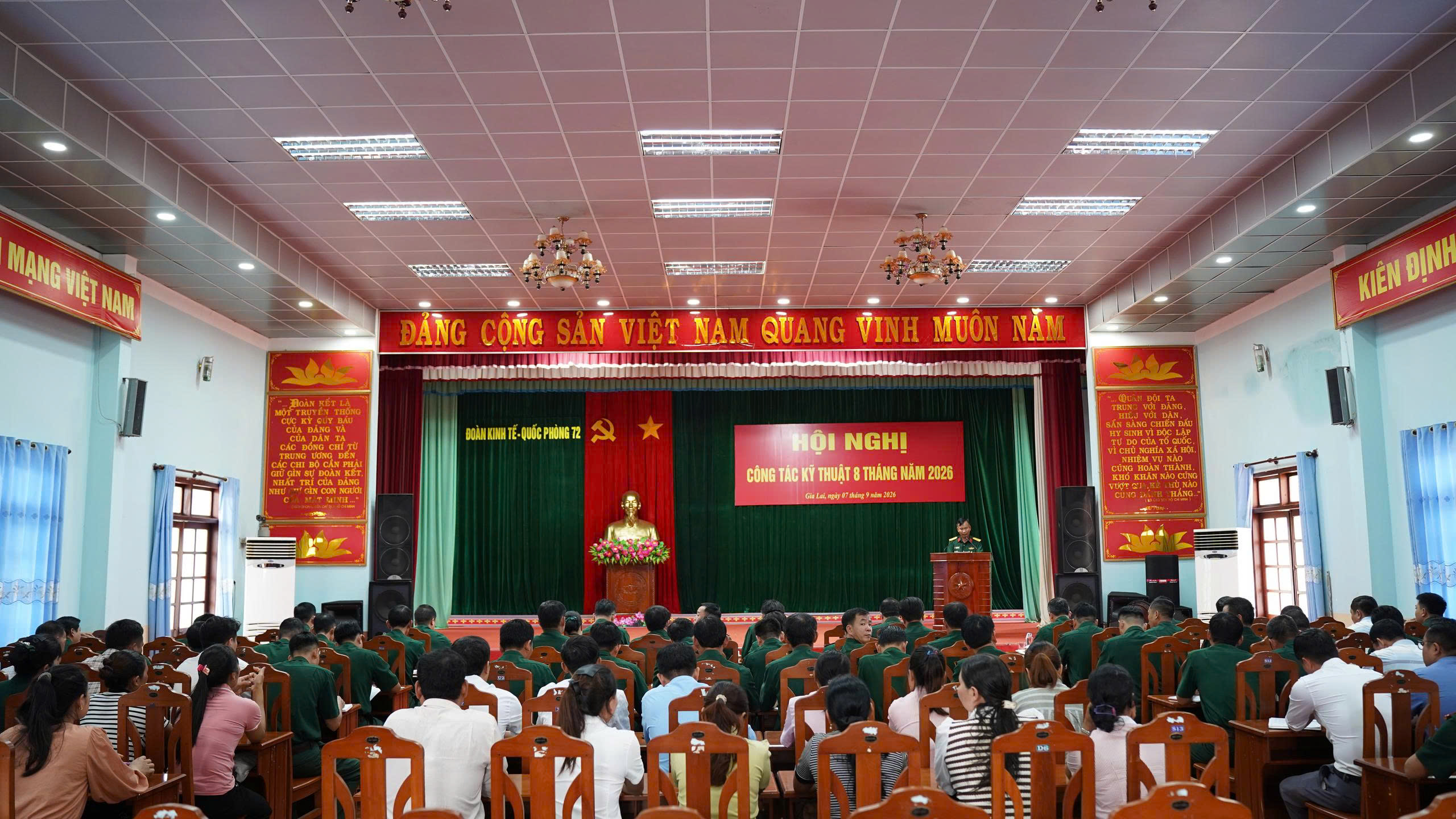 Đoàn KT-QP 72 nâng cao hiệu quả sản xuất và đẩy mạnh thi đua những tháng cuối năm