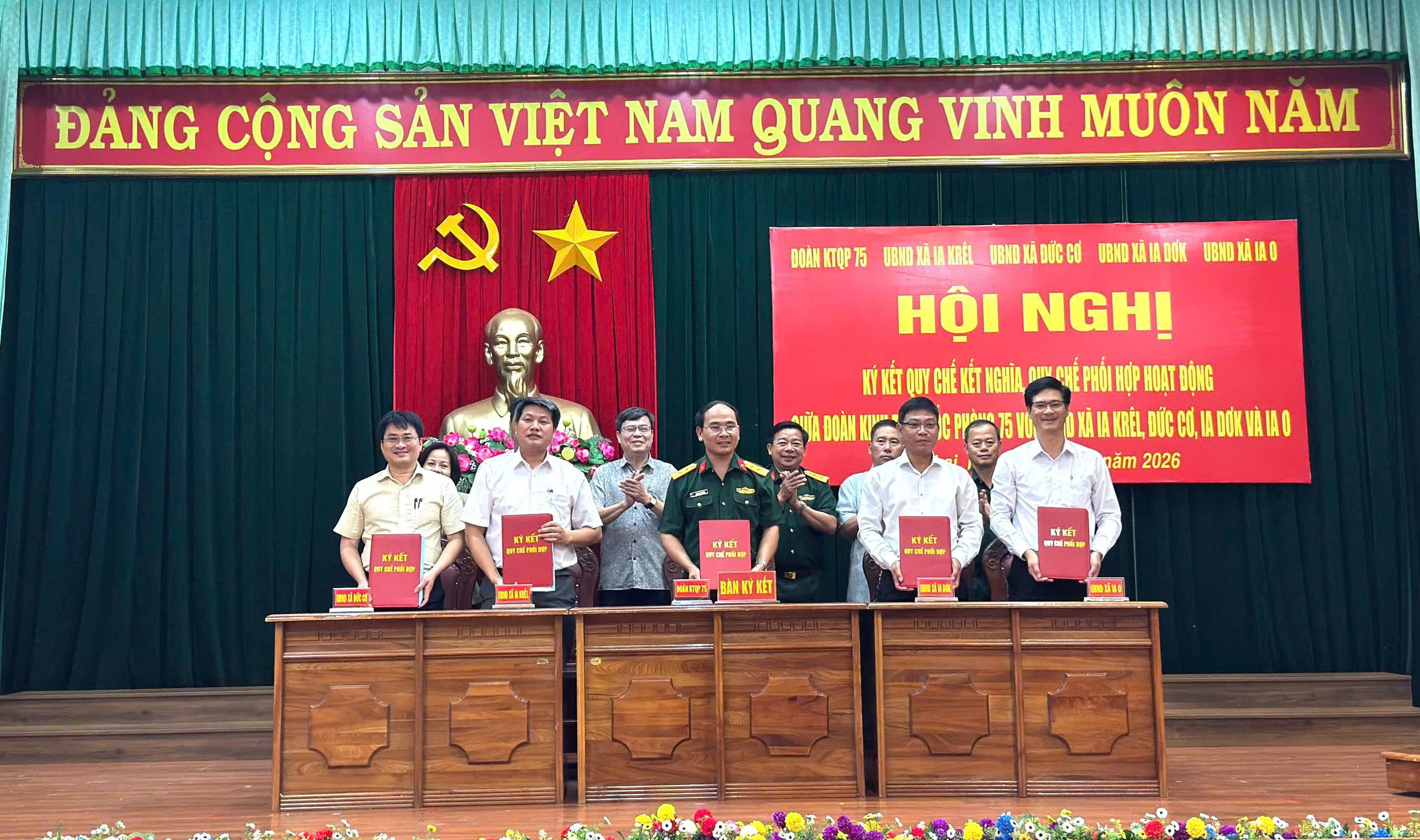Đoàn KT-QP 75 và các địa phương chung sức xây dựng địa bàn biên giới vững mạnh