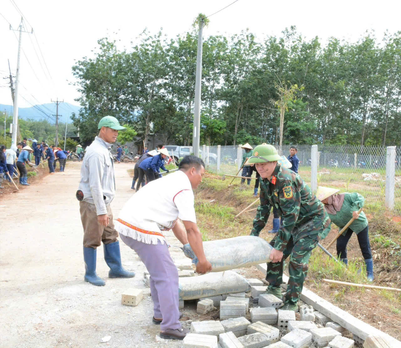 Đoàn KT-QP 78: Hành quân dã ngoại gắn với công tác dân vận trên địa bàn biên giới