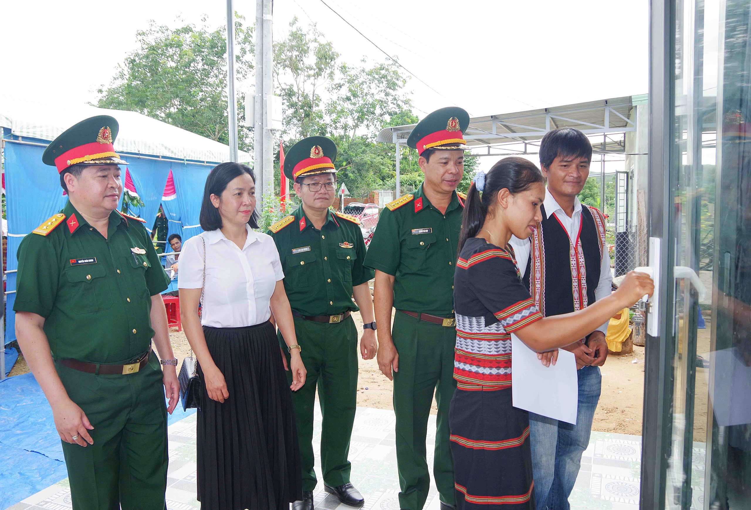 Công ty 732 đẩy mạnh hoạt động an sinh xã hội và xây dựng nông thôn mới tại khu vực biên giới