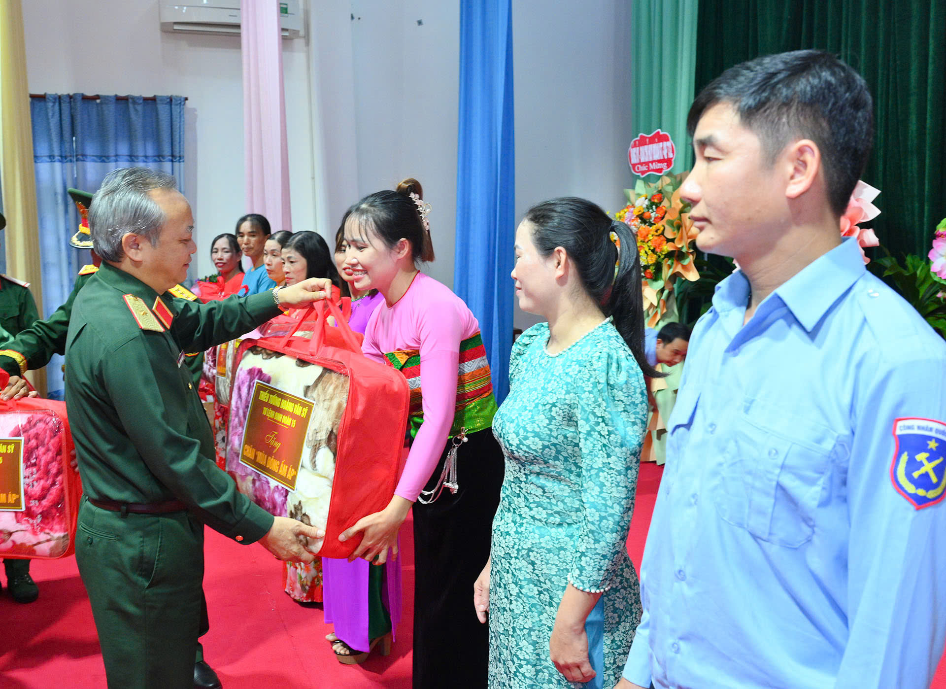 gen-h-z7312819691474_b8af259e66d8e83a9bd0a9c6937c8e2a