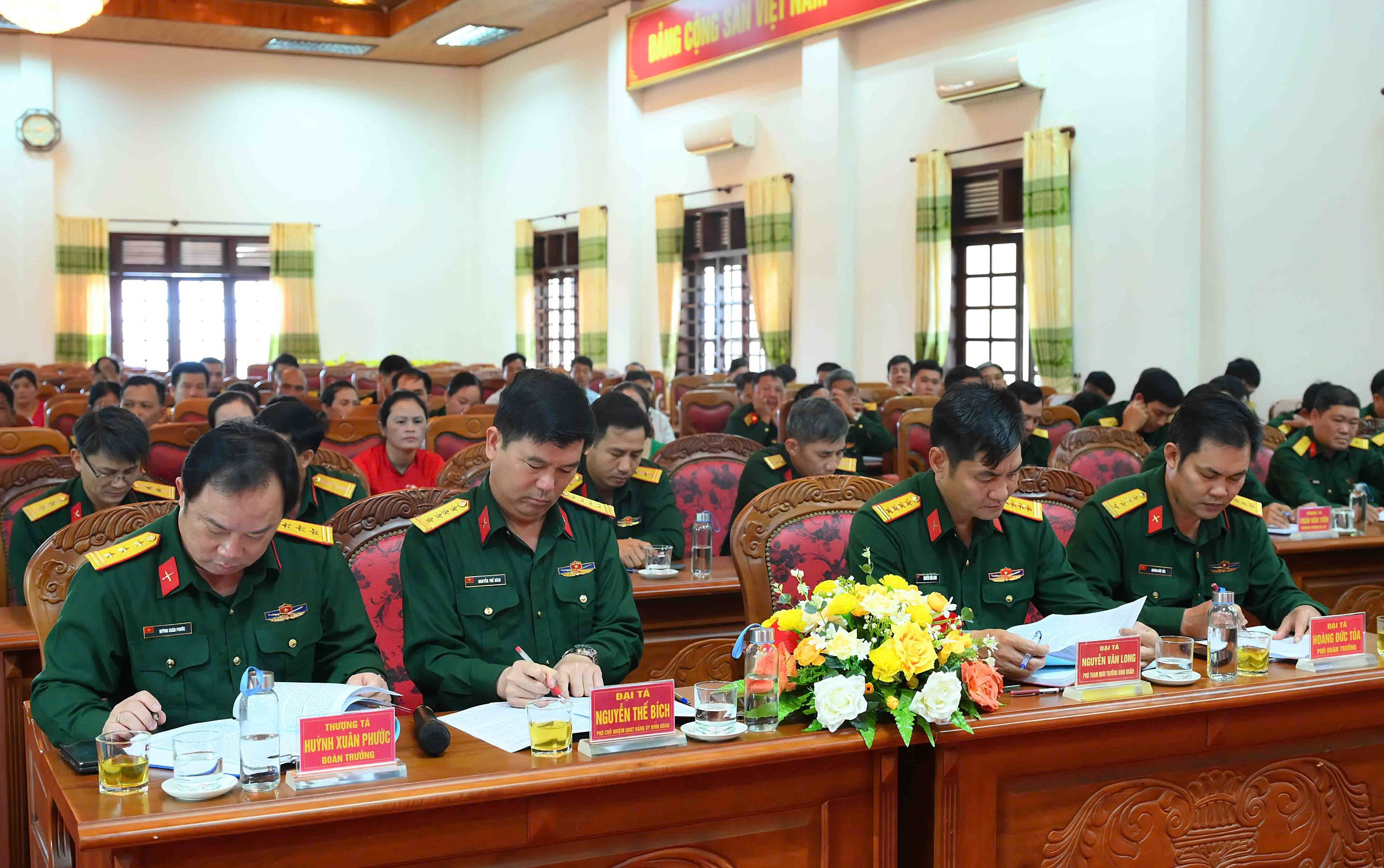 gen-h-z7406863867088_9e63259acb734d5dbaee67c2e333d616