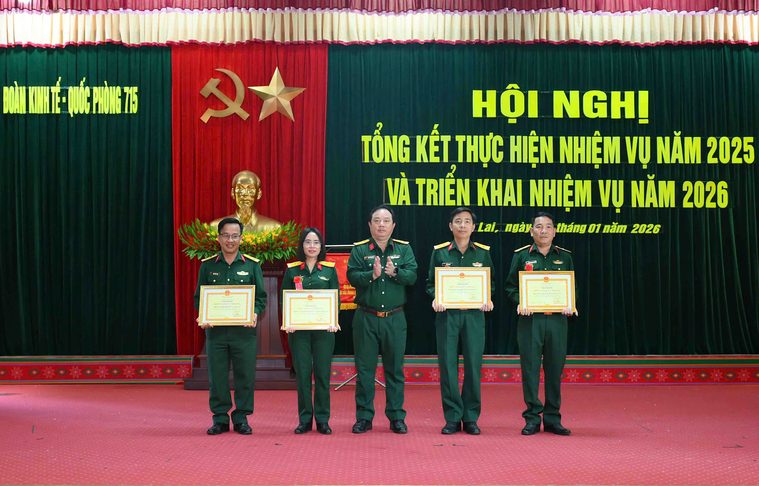 gen-h-z7406864183772_df51c7496c2f269b74fd1a6894986c18