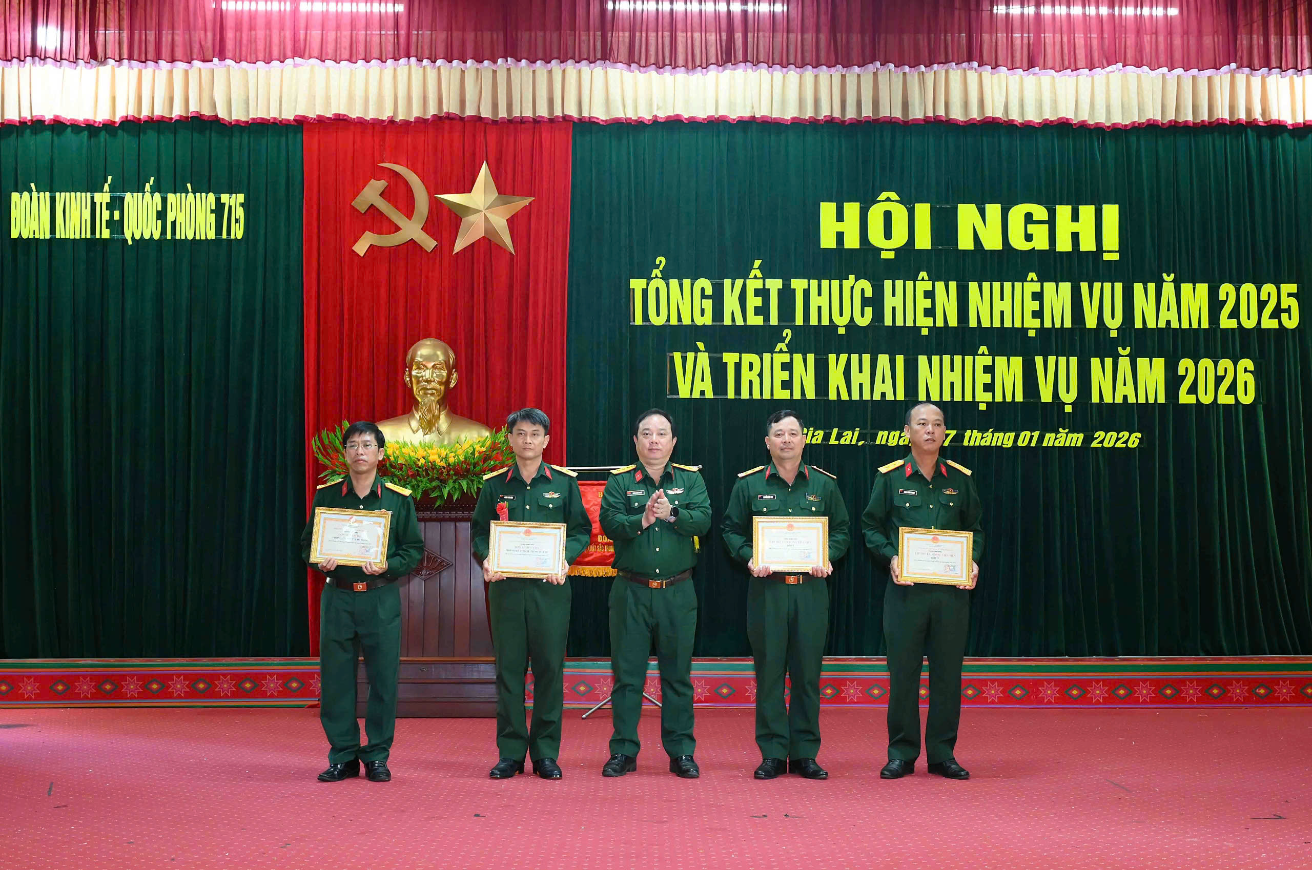 gen-h-z7406864294327_47b9e14c62fbfdc7658d022a9cac0f63