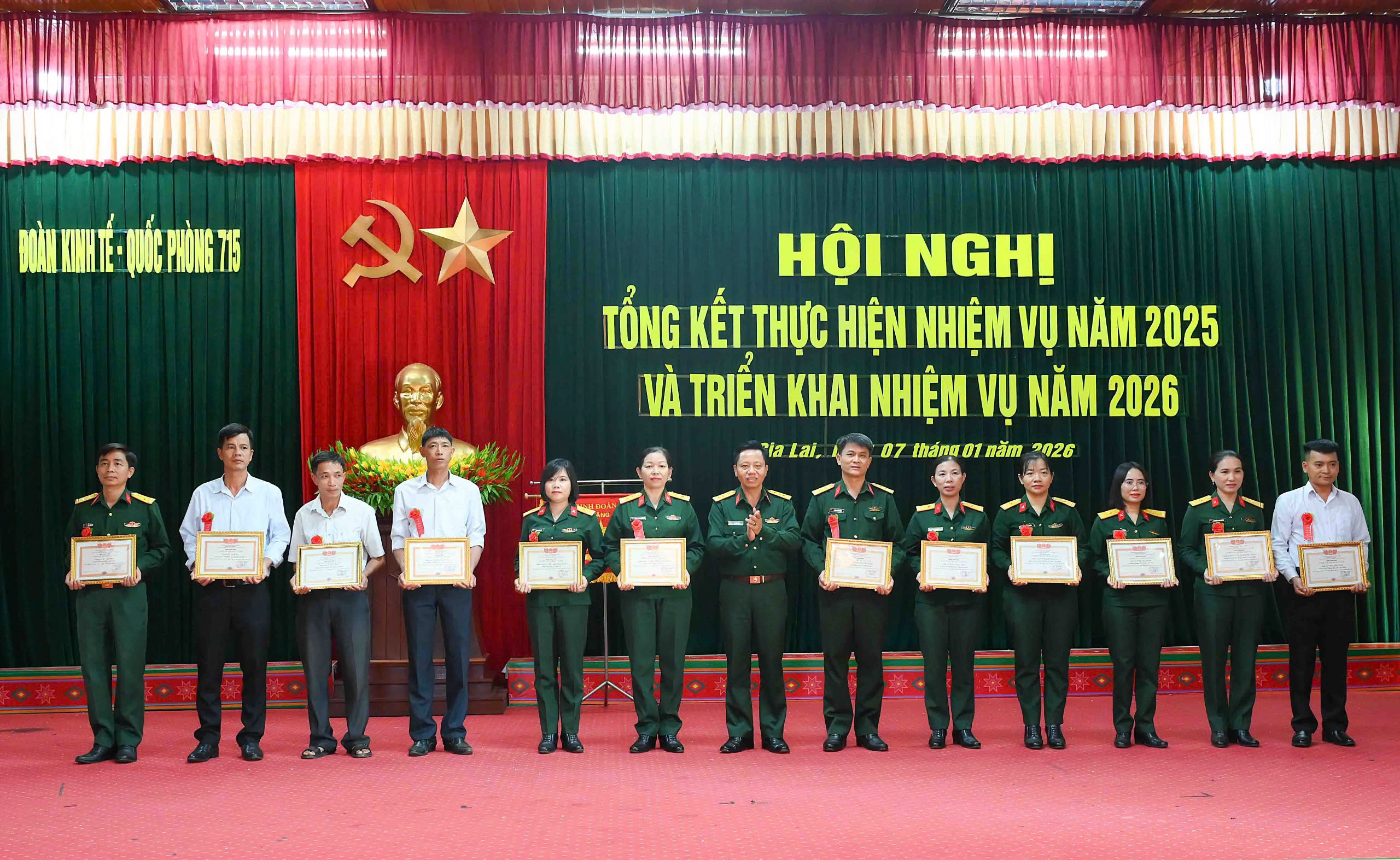 gen-h-z7406864542077_9fd9629005cef352d2f685c2cbd77db2