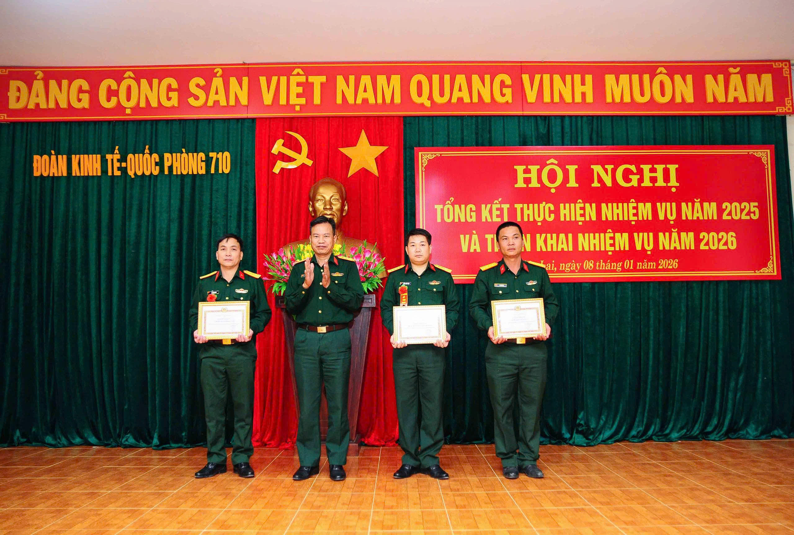 gen-h-z7410301317339_1156d41a8b5bad8a006c999977d72a86