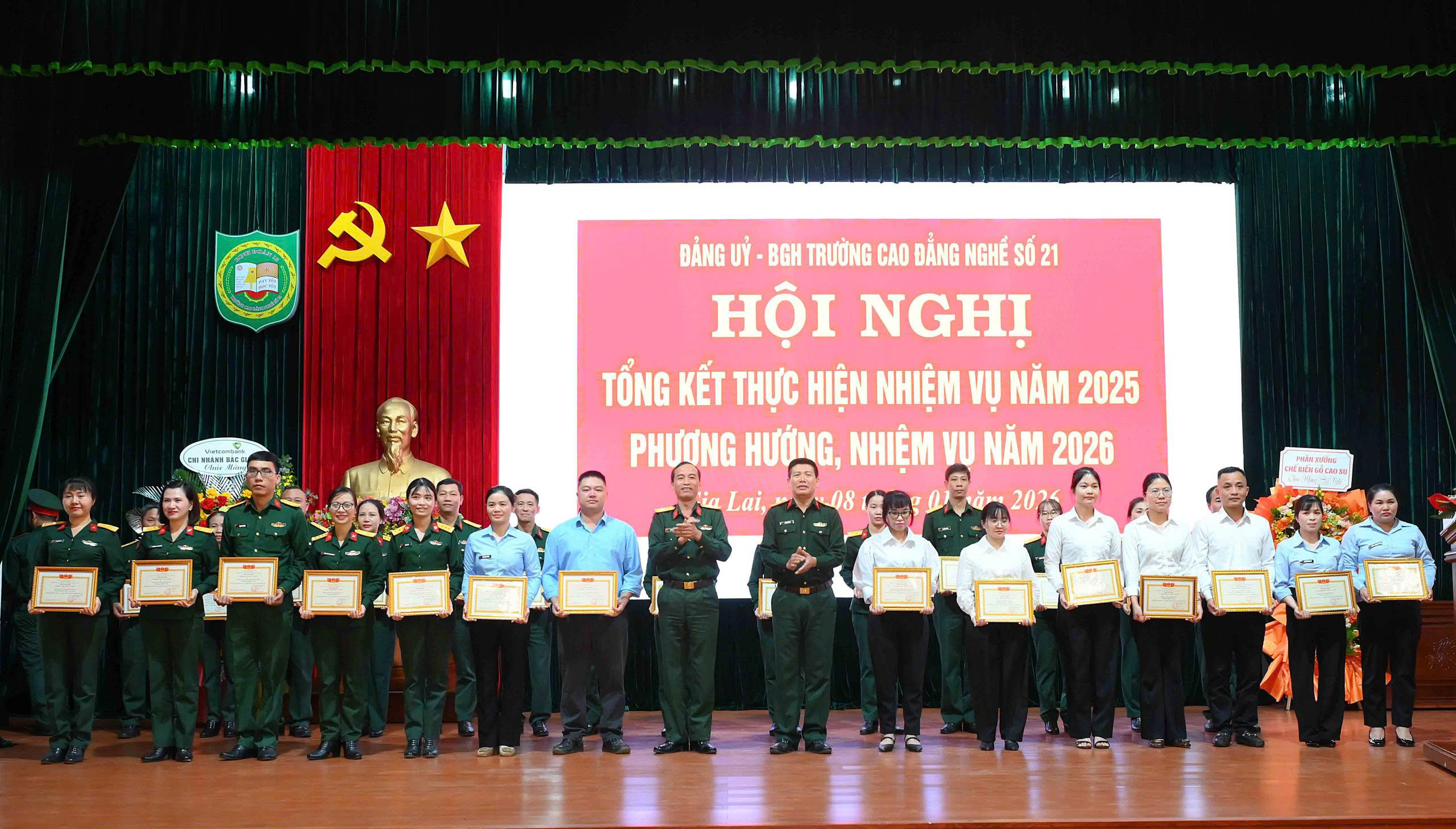 gen-h-z7410442048247_1a654a01c45f369e90151d4e7dd5ec47