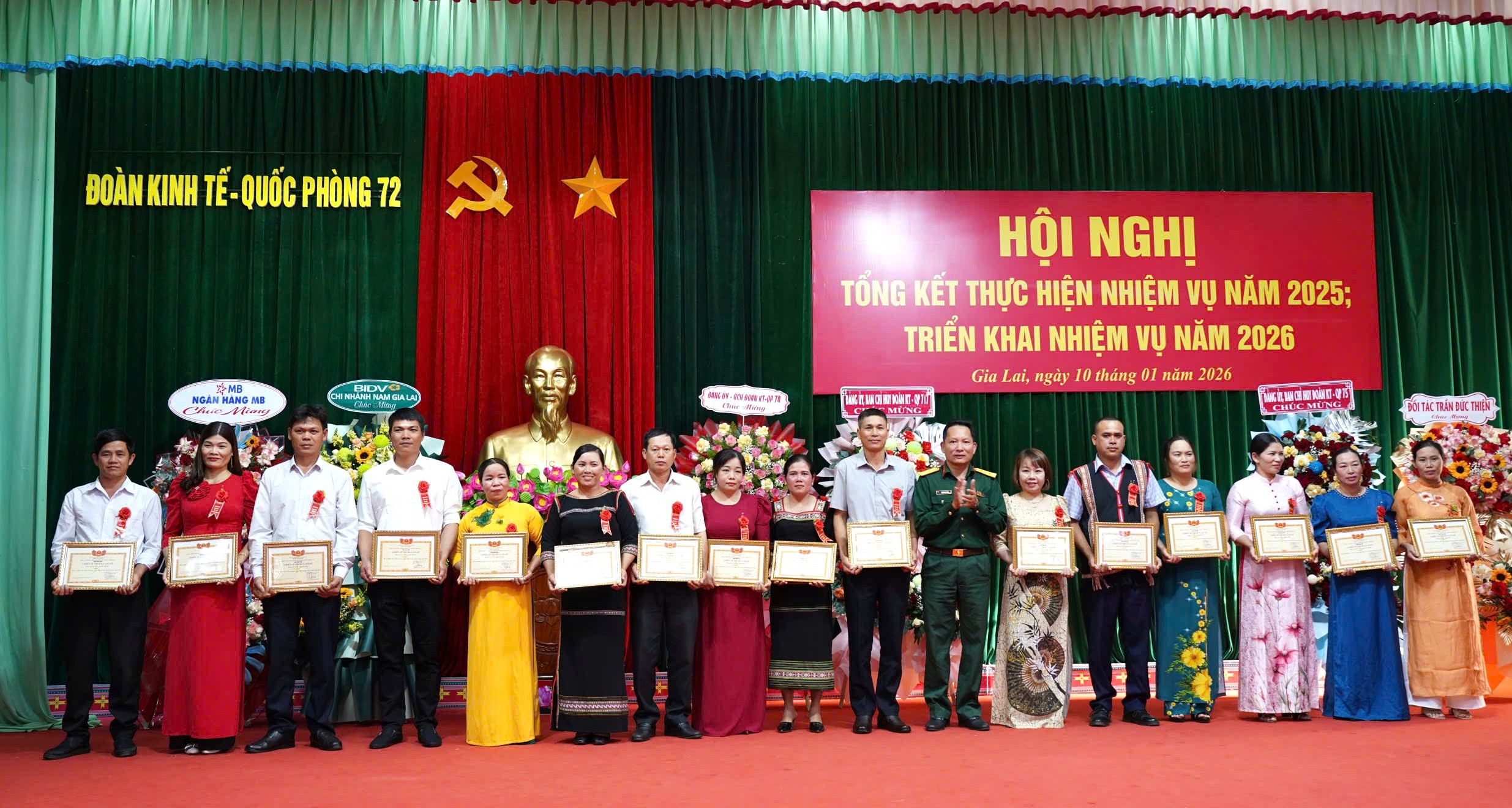 gen-h-z7417108262678_1e6b034123bf71e3609b81b1da8eb78c