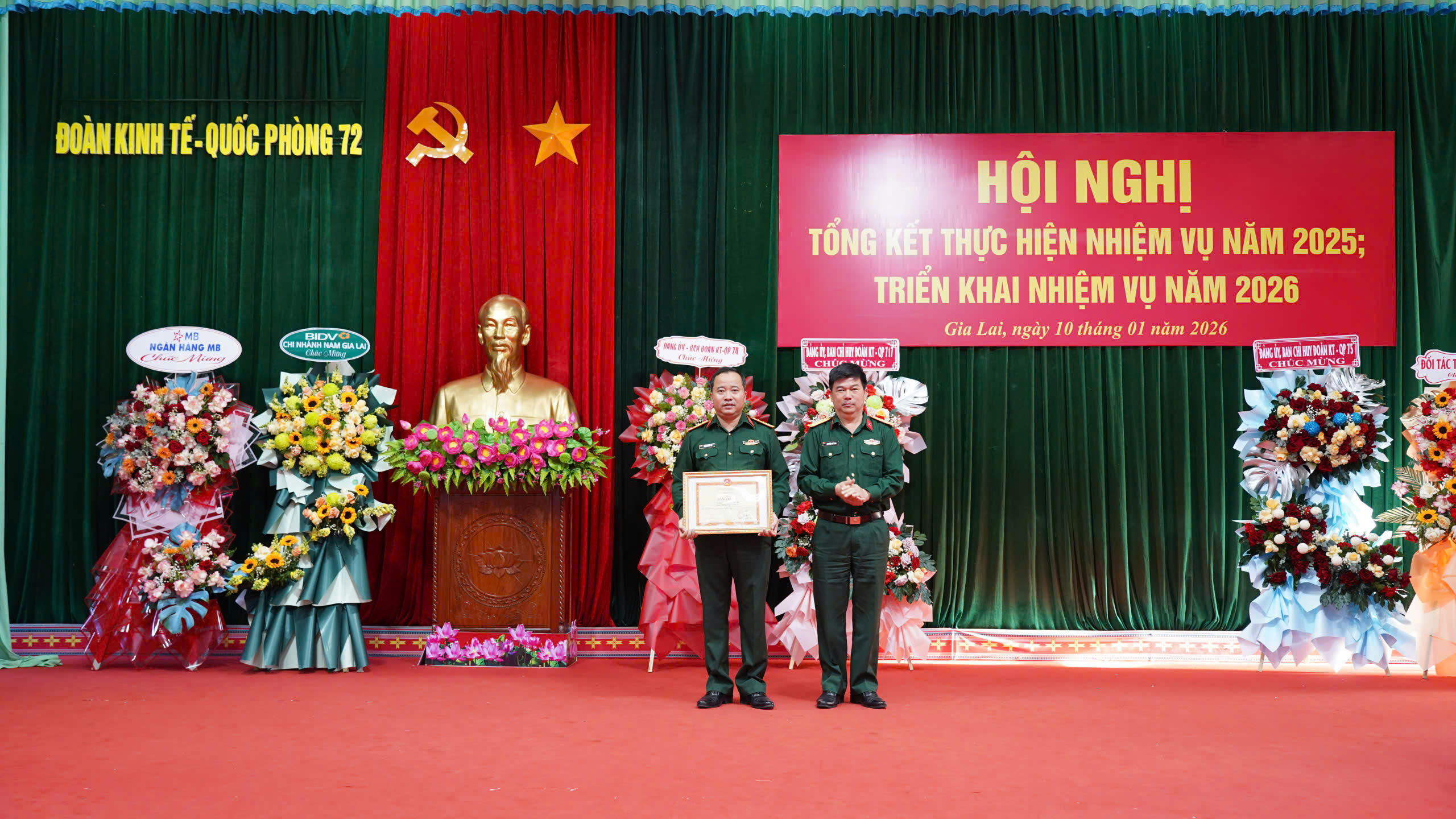 gen-h-z7417108373466_d669a0def7fb94b3614d566d3b5b65ea