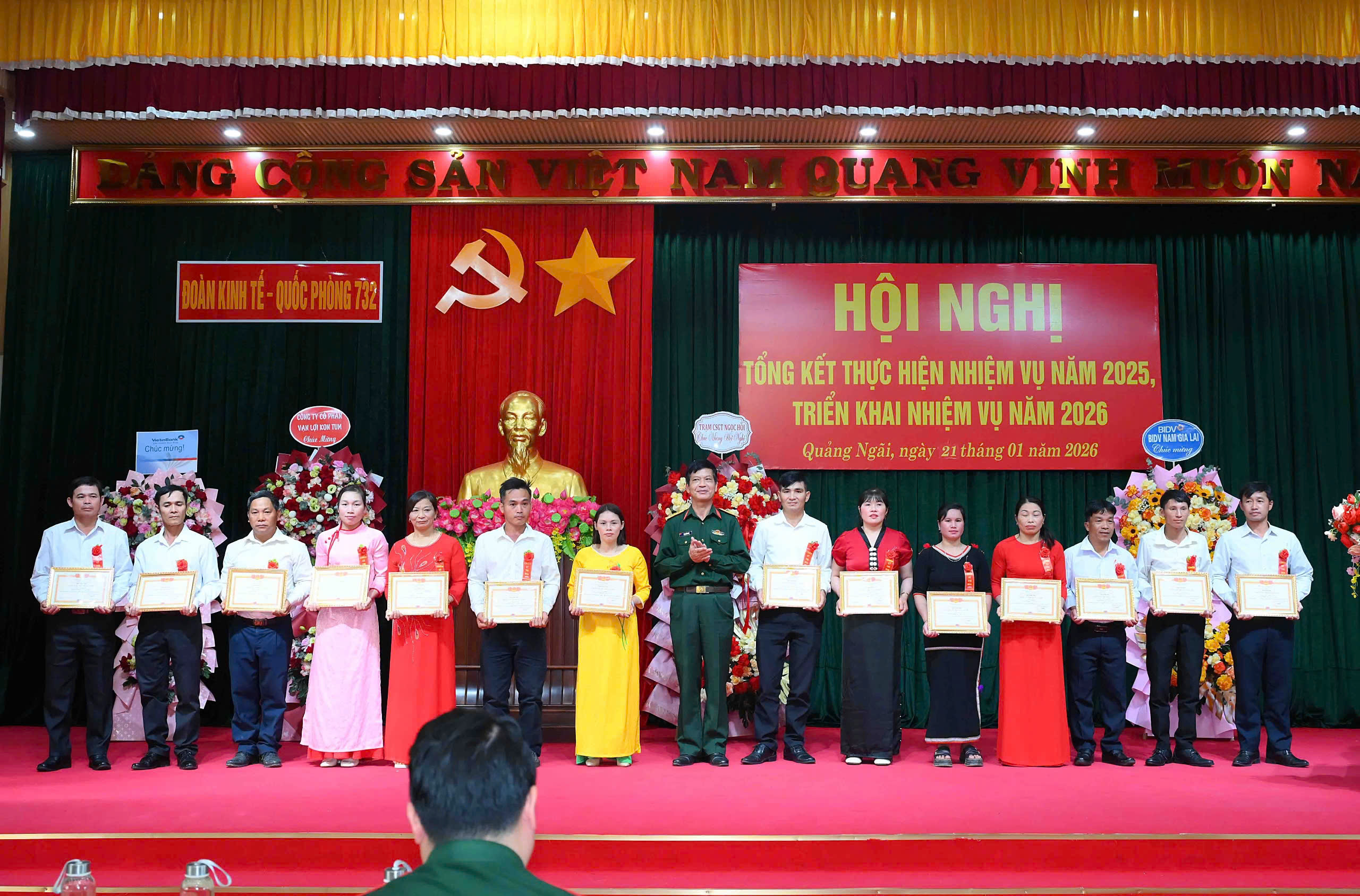 gen-h-z7453896305530_8881581965080dd4089509af40934b8c