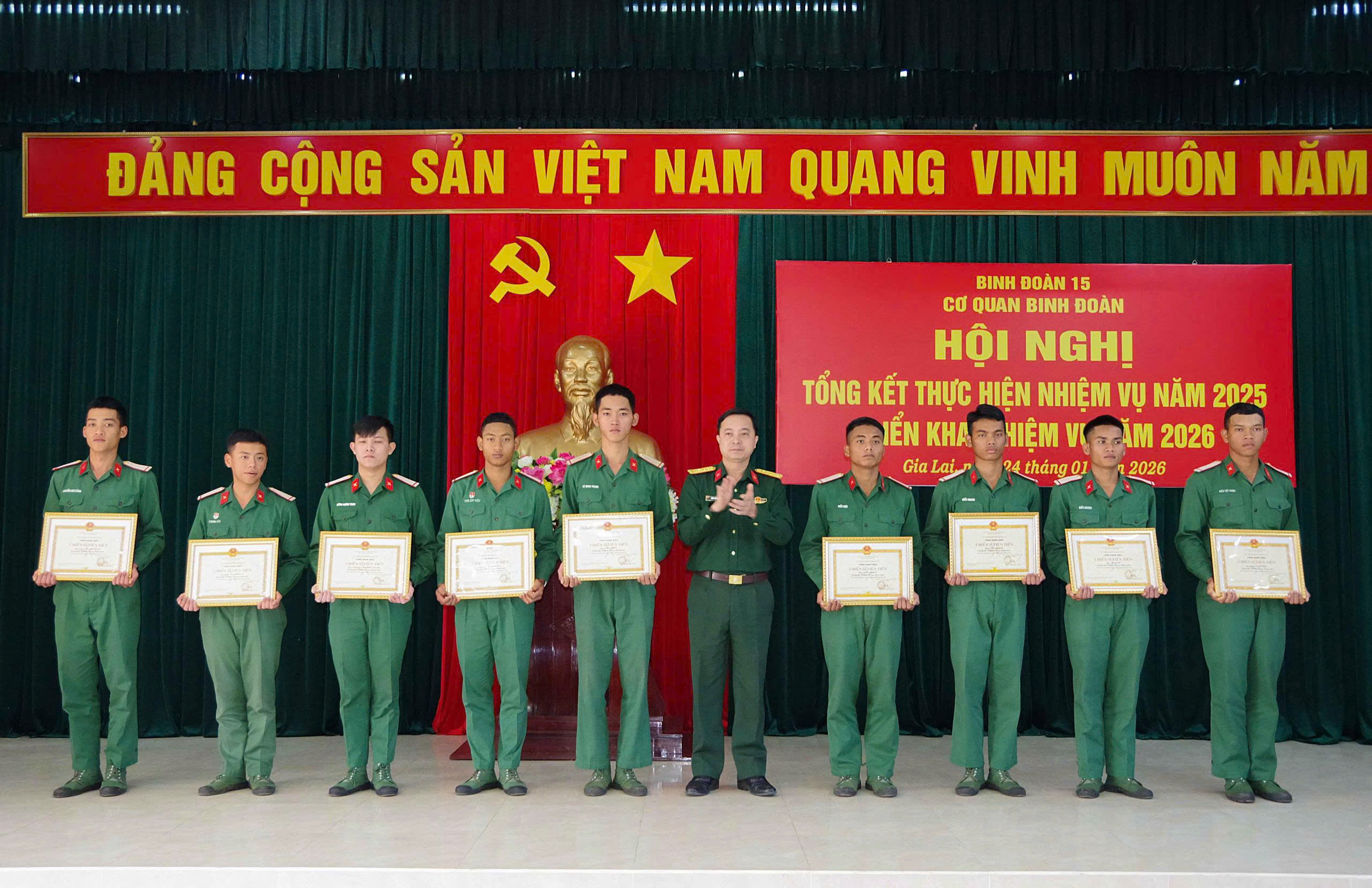 gen-h-z7464414631792_9ca3d55111836ea21d51087c2488df1e