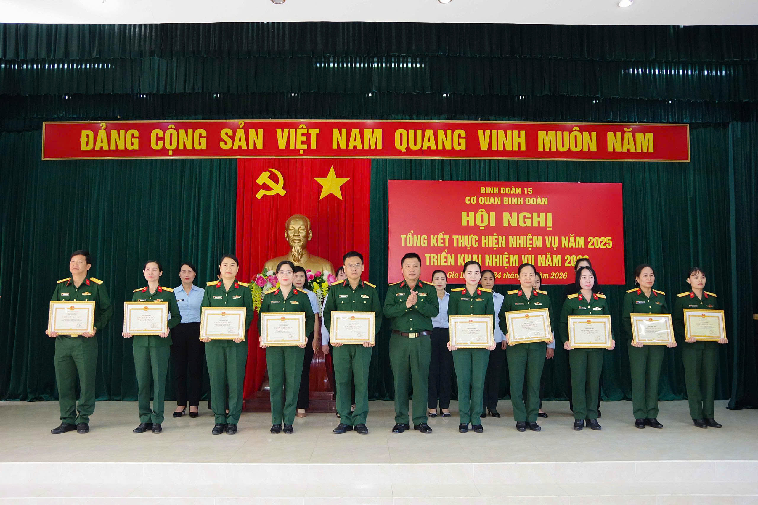 gen-h-z7464414686089_34c611c8654e0094bb0061896cee8804