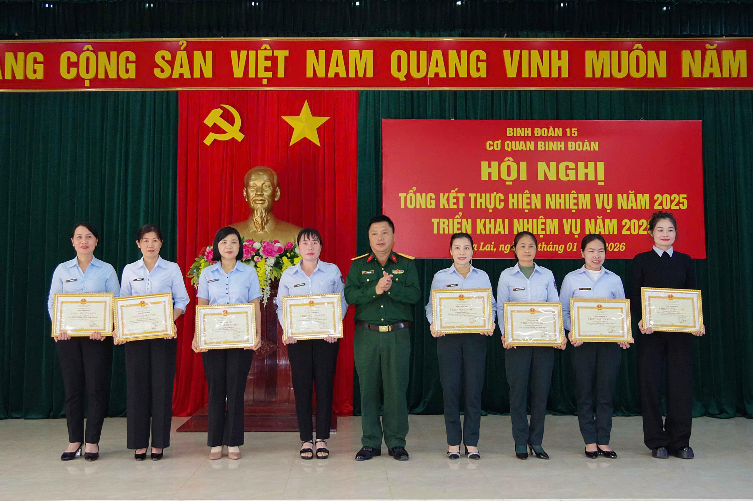 gen-h-z7464414739983_903caa3c60c7a5d422db59ebfb6b8489