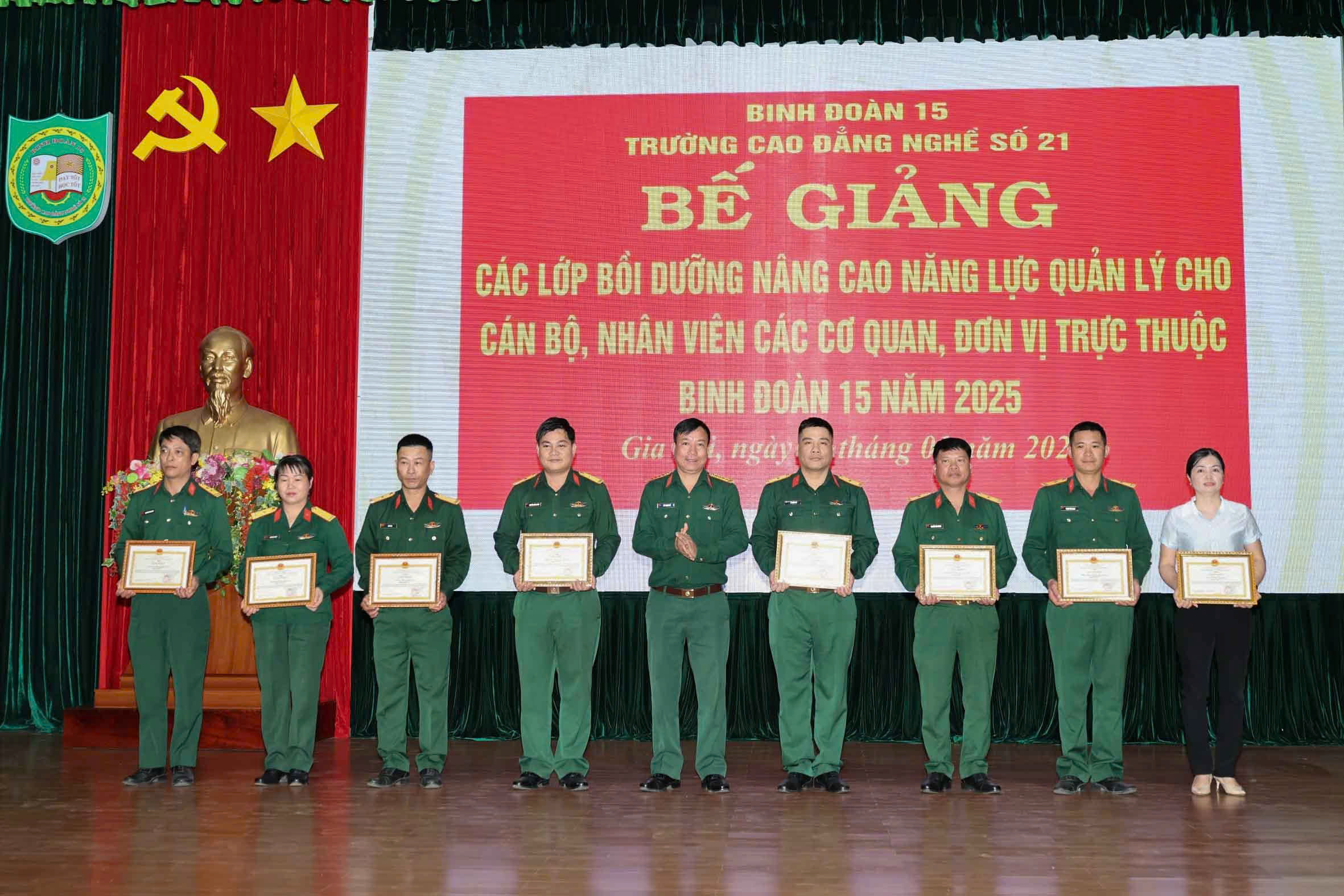 gen-h-z7464472147922_b3306af408b357b8f4ede8732e55d5eb