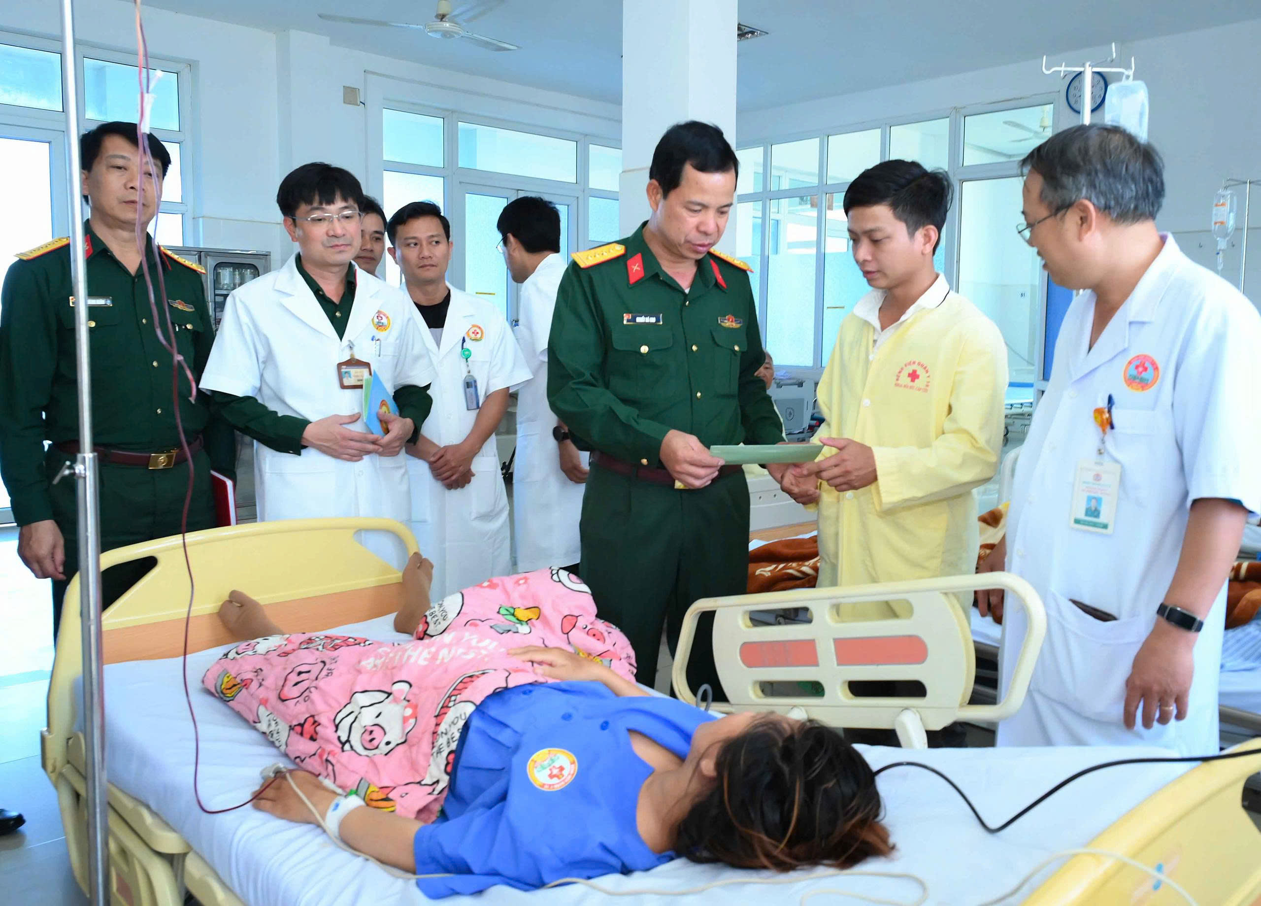 gen-h-z7565925987662_f75fc74141a378291c55c5502100c815