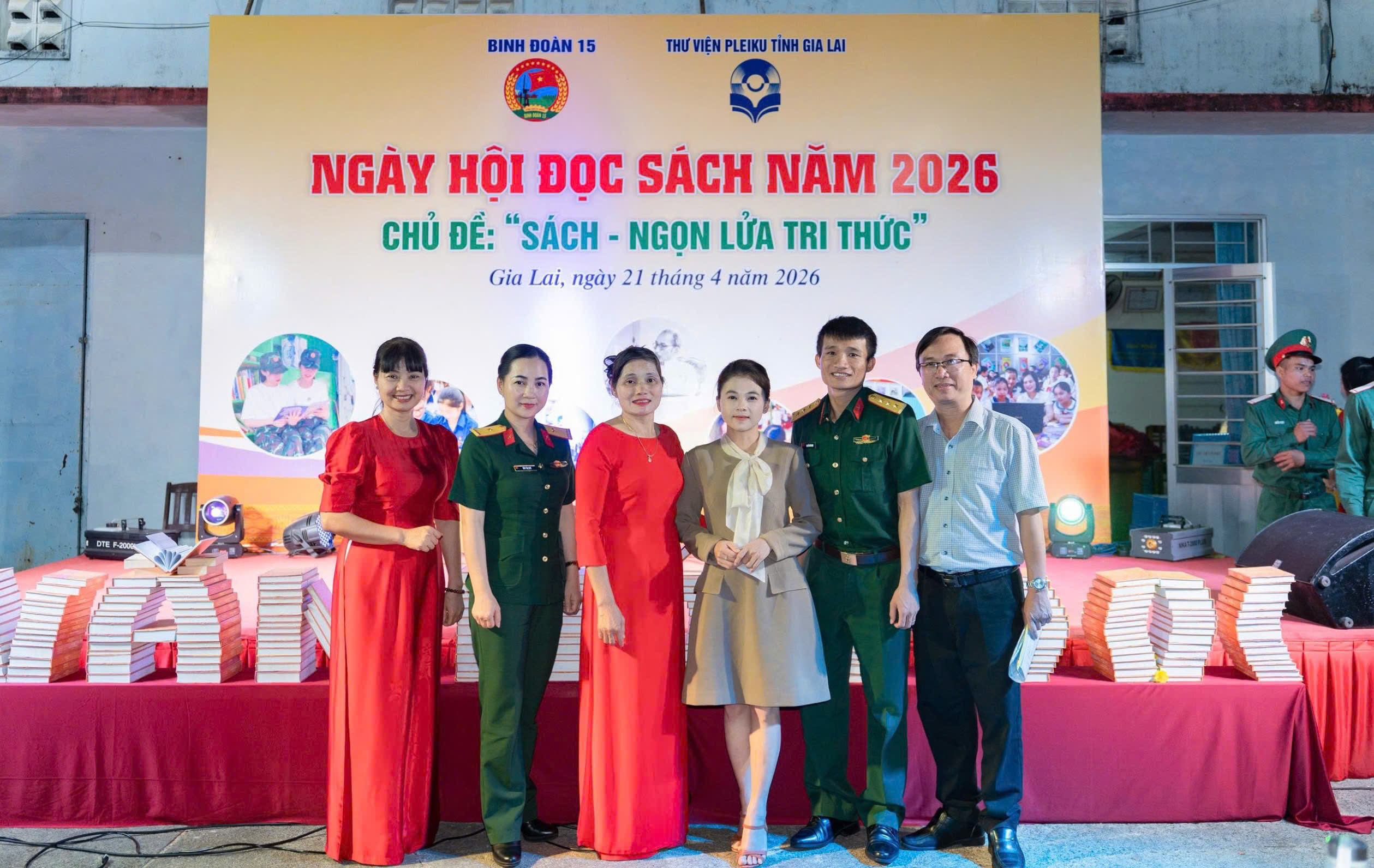 gen-h-z7750815658466_39b52bf76e0af116bbf874b0ad2304ff