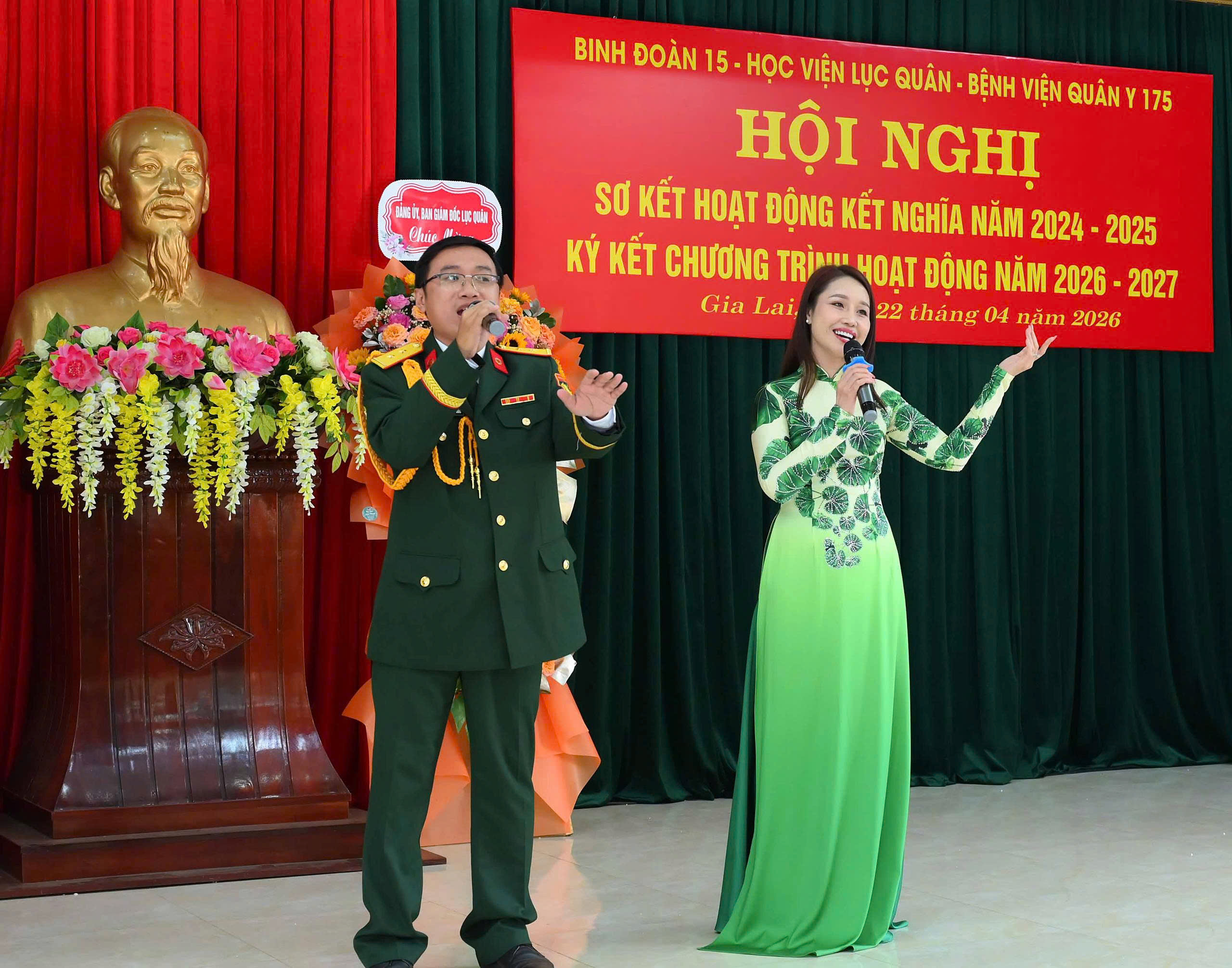 gen-h-z7752537246178_94d9e0f62241efab27382f4486bc1541