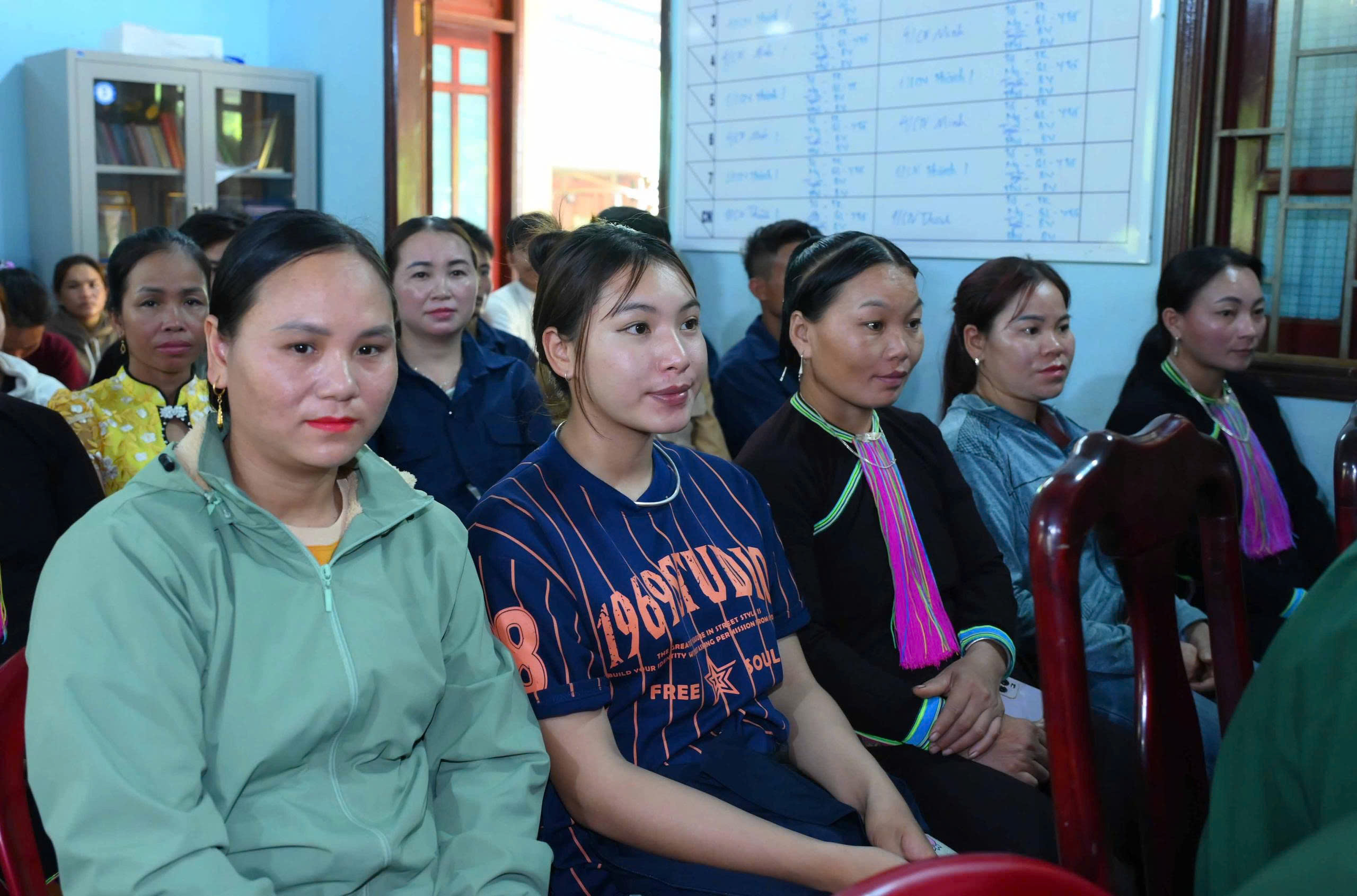 gen-h-z7762650984819_8601d6de1f5f43a666e3cba875d08878