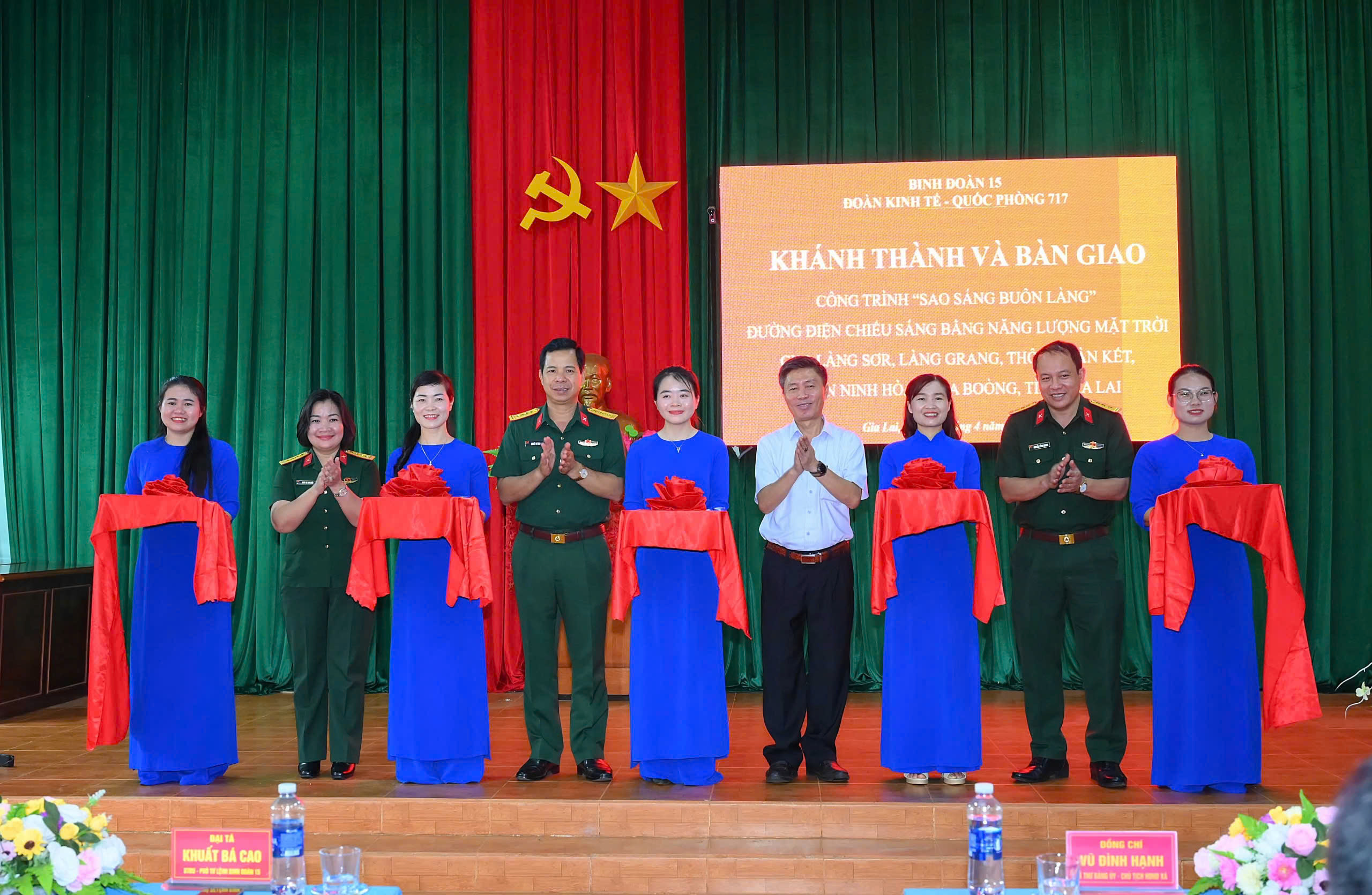 Đoàn KT-QP 717 khánh thành, bàn giao công trình “Sao sáng buôn làng” tặng nhân dân xã Ia Boòng, tỉnh Gia Lai