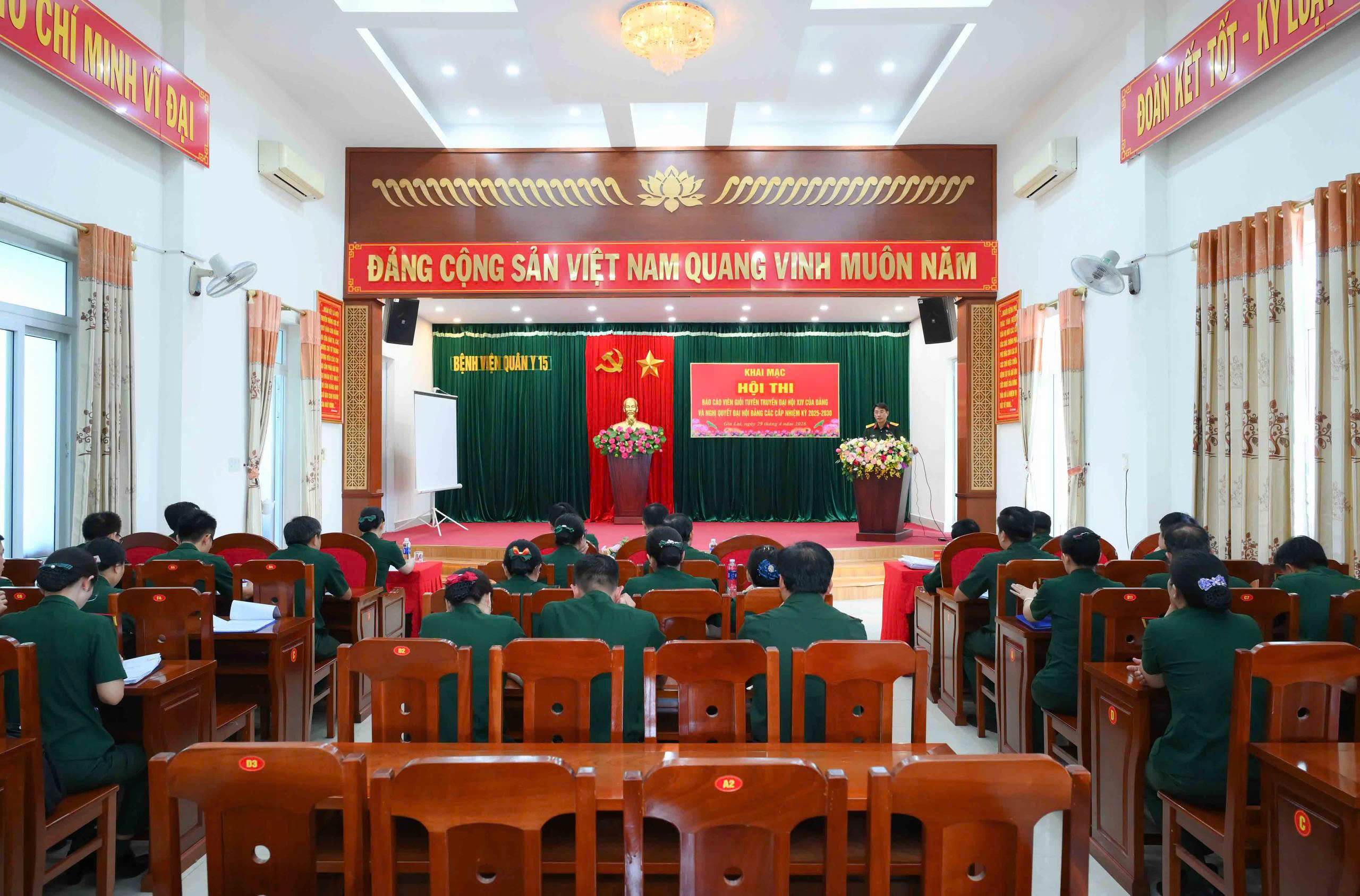 gen-h-z7774269556030_295bd5baa3c8476f97110e970cf88f8f