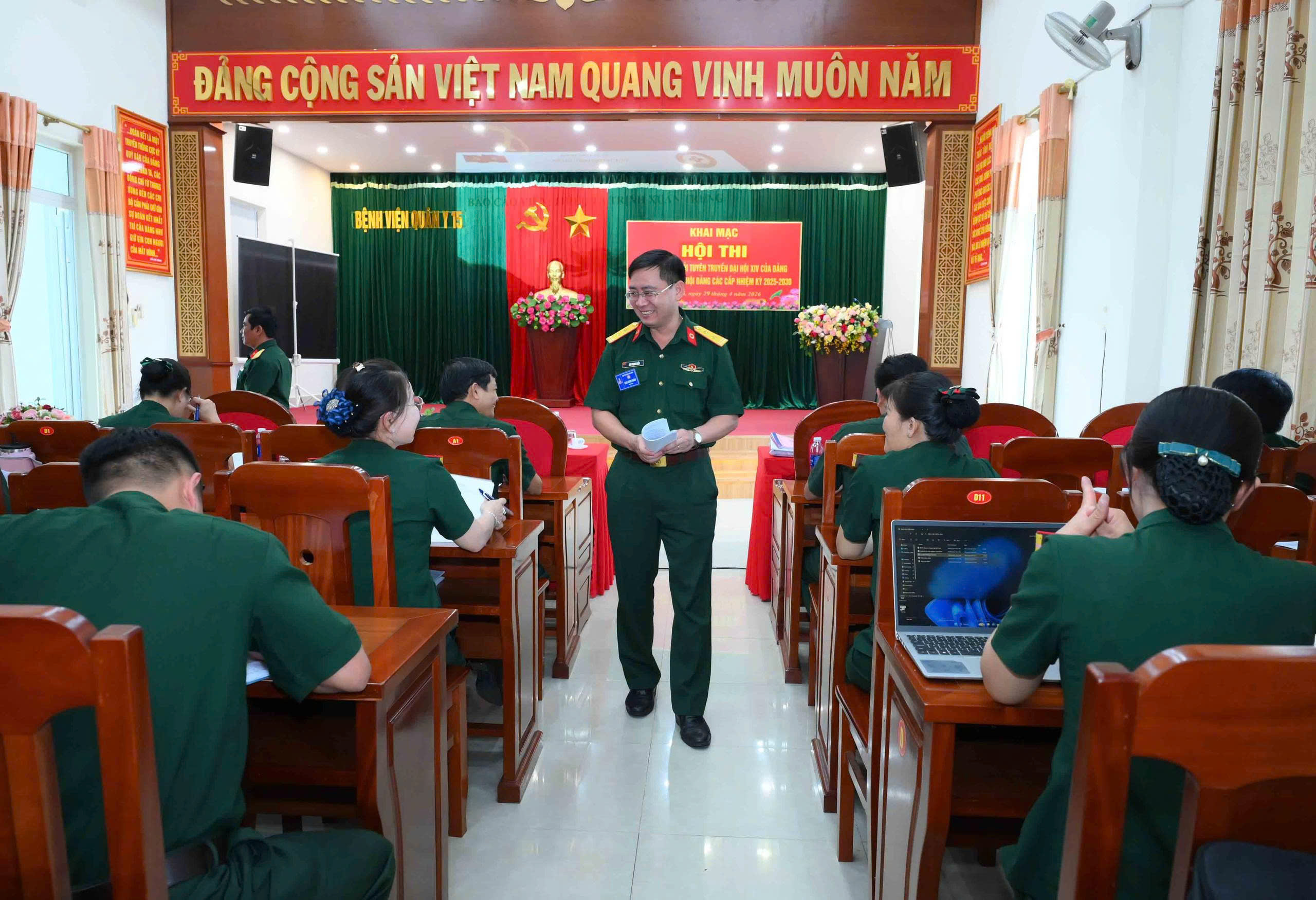 gen-h-z7774269556064_f6dd3812d9e8d3bc576b3e7d496953bd