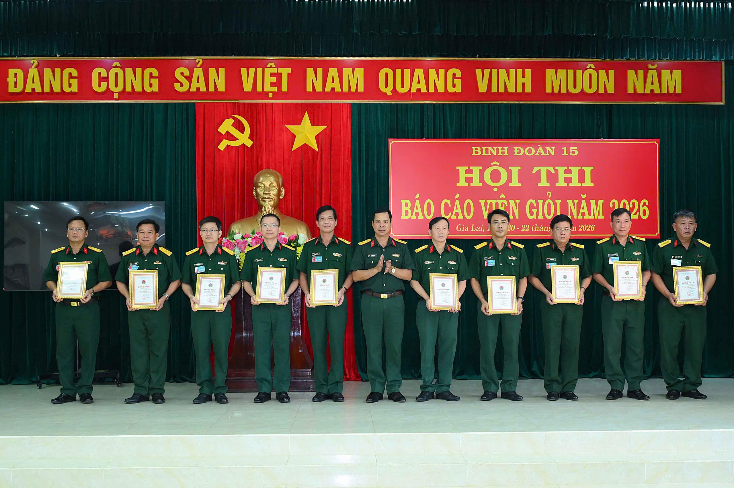 gen-h-z7853969802163_b1f46a25ec81d872735c67fd9e3e82ec