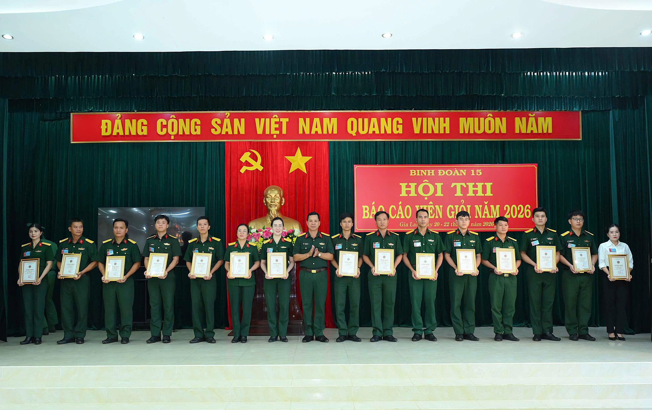 gen-h-z7853969913373_ccab63cae7ae11974f526be016c739aa