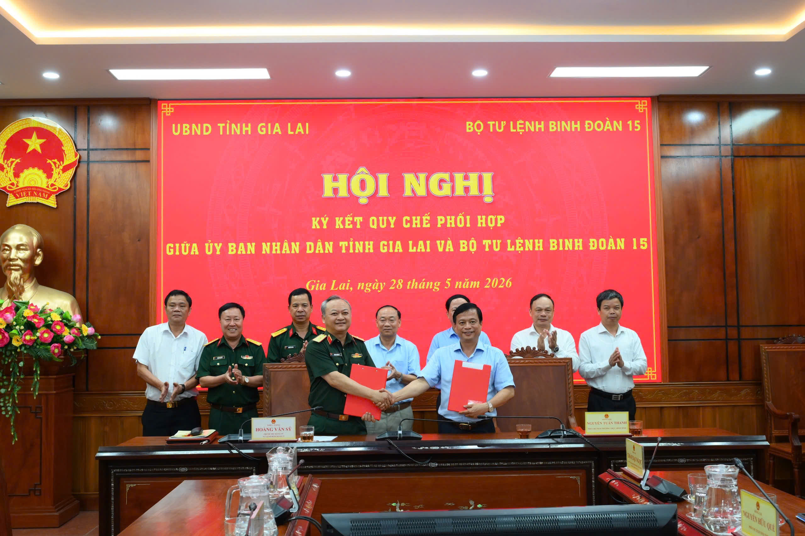 UBND tỉnh Gia Lai và Bộ Tư lệnh Binh đoàn 15 ký Quy chế phối hợp