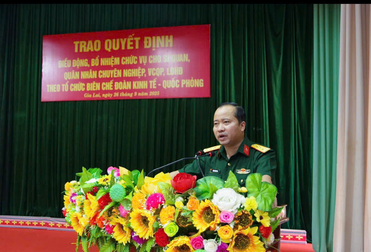Đoàn KT-QP 72: Trao quyết định bổ nhiệm và sơ kết đợt thi đua cao điểm chào mừng kỷ niệm 80 năm Cách mạng Tháng Tám, Quốc khánh 2-9