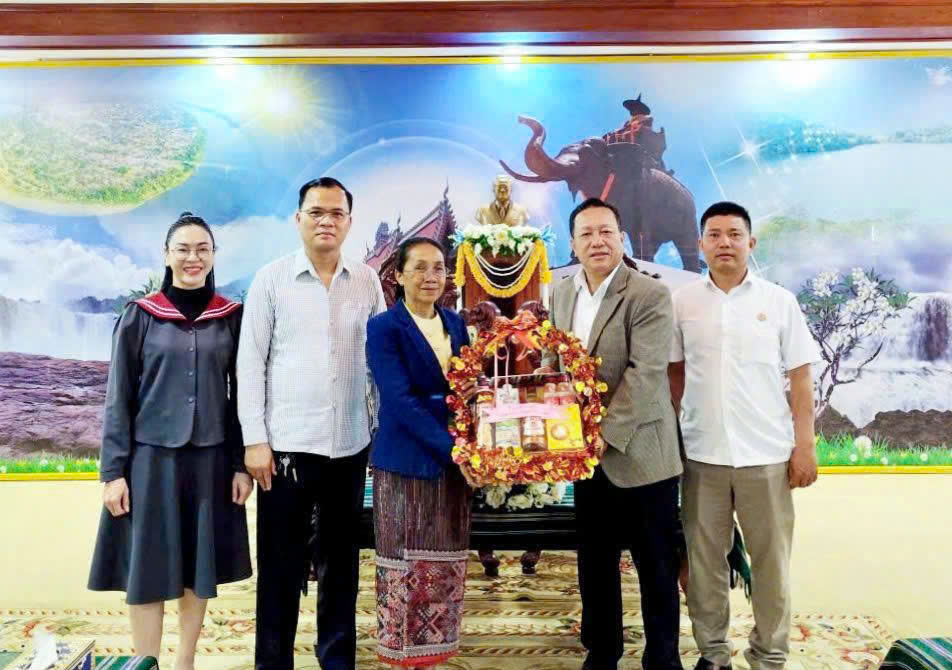 gen-n-z7283573011696_c657da68c6df742b2d679b3d7577b12c