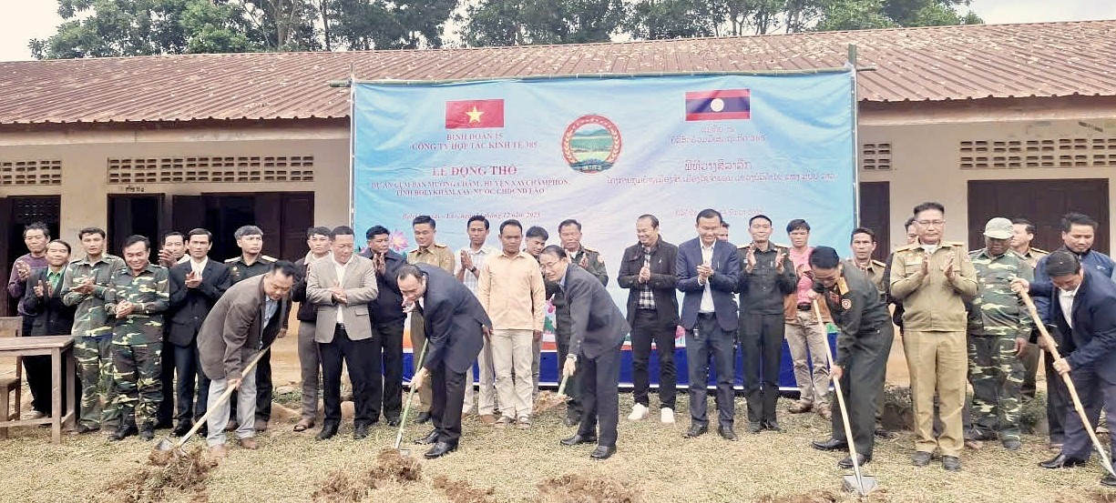 gen-n-z7324993988154_bfd325afc5d79be6a61c11b943f4c411