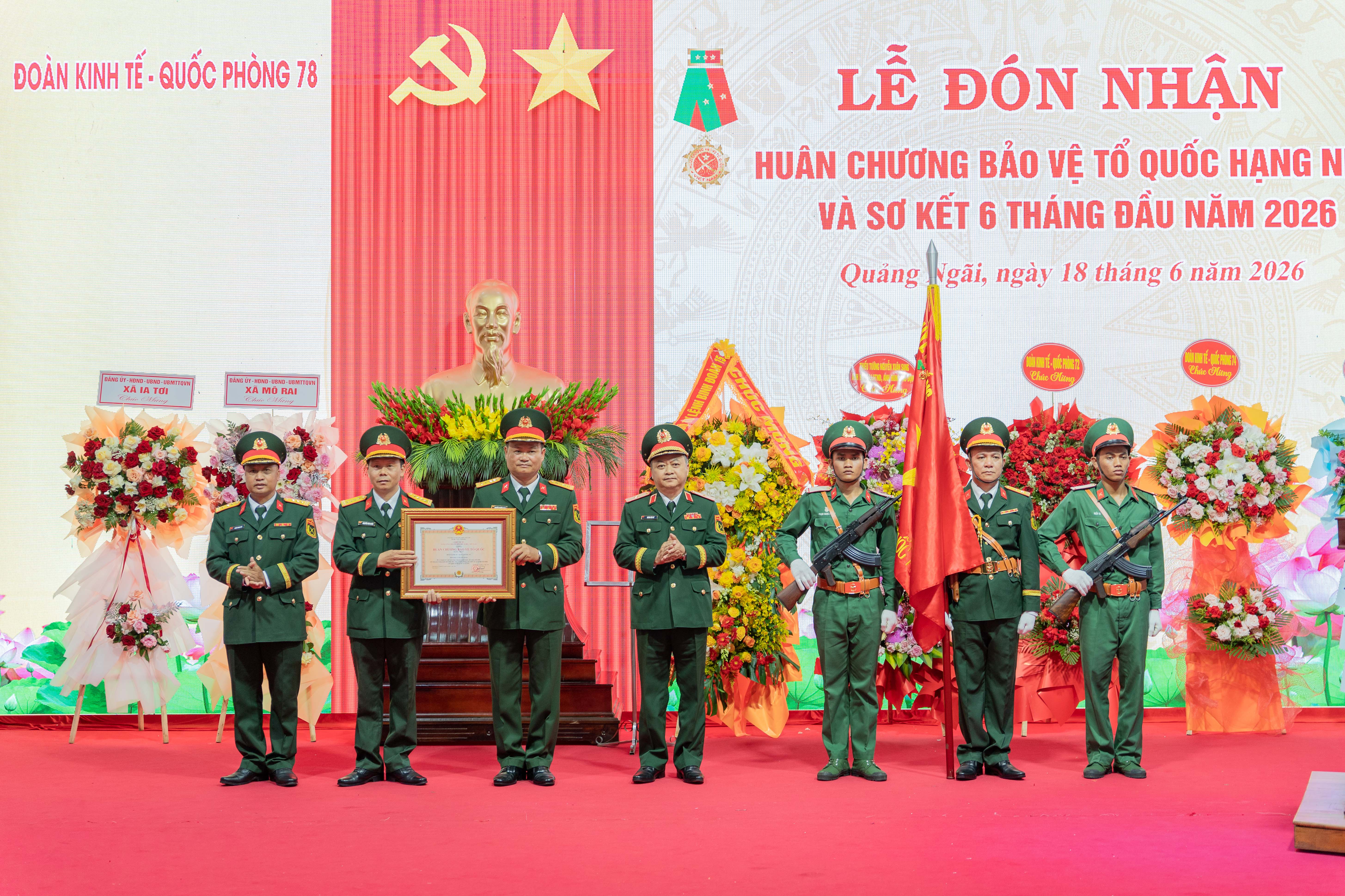 VAN06064