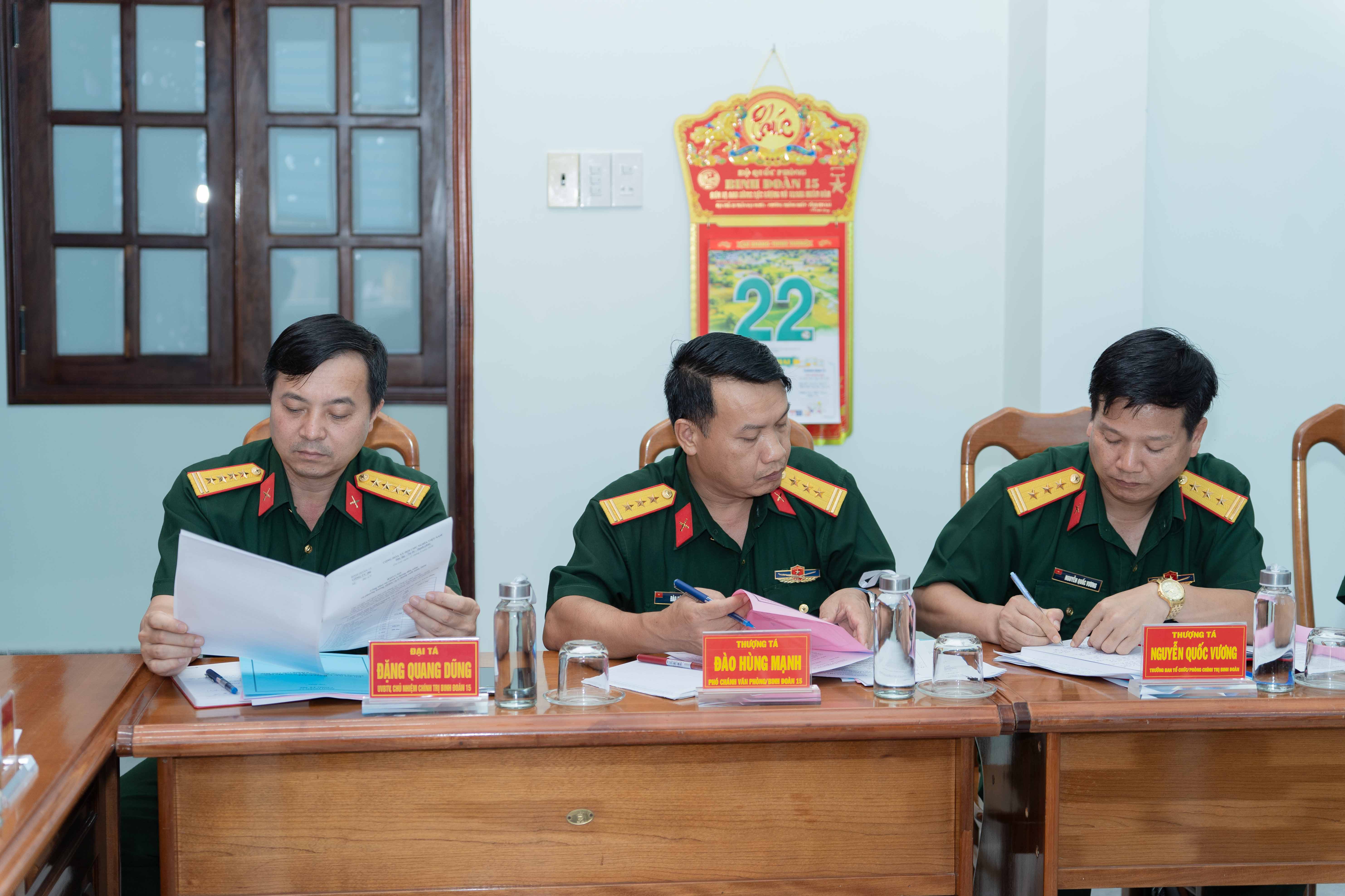 VAN06300