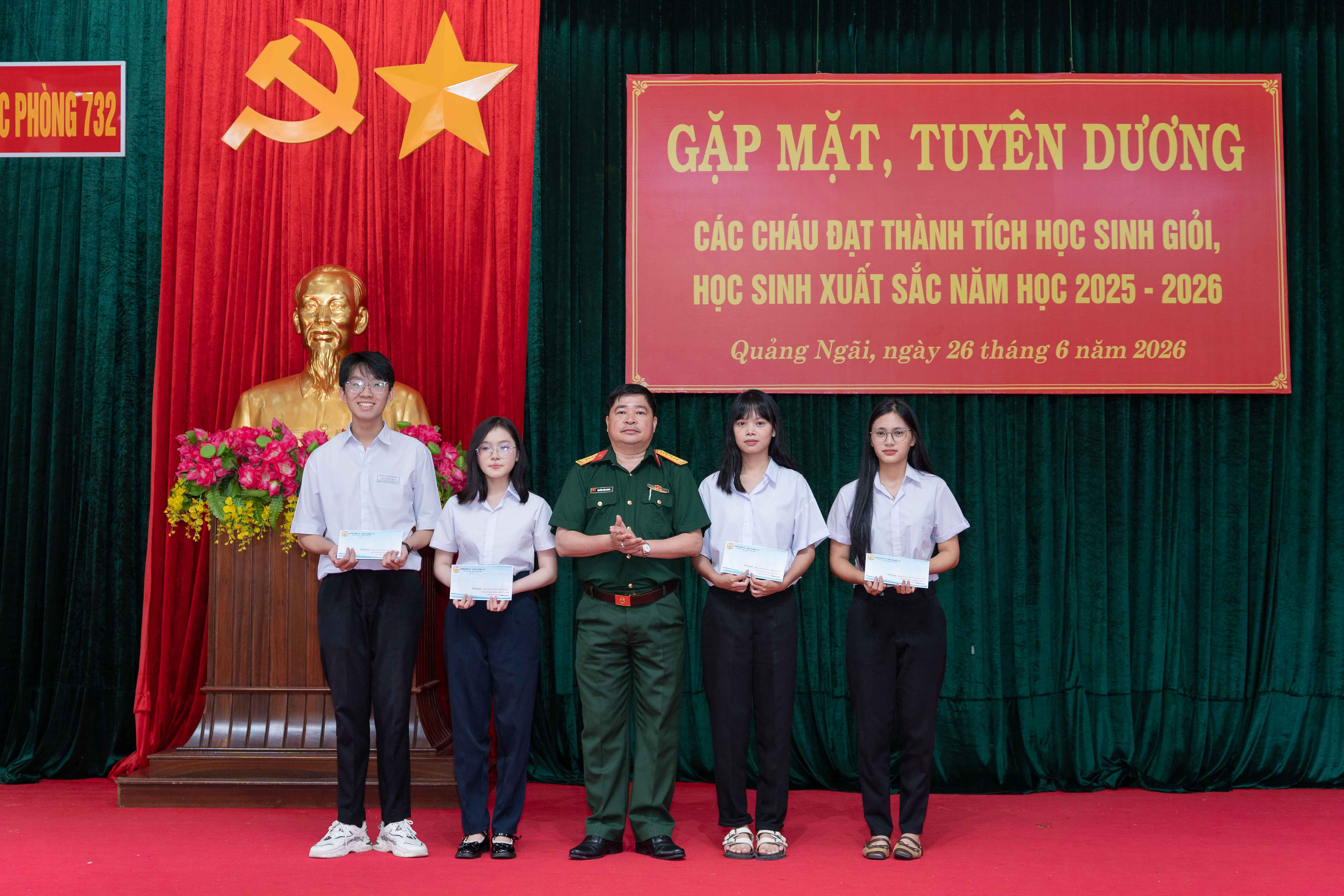 VAN06974