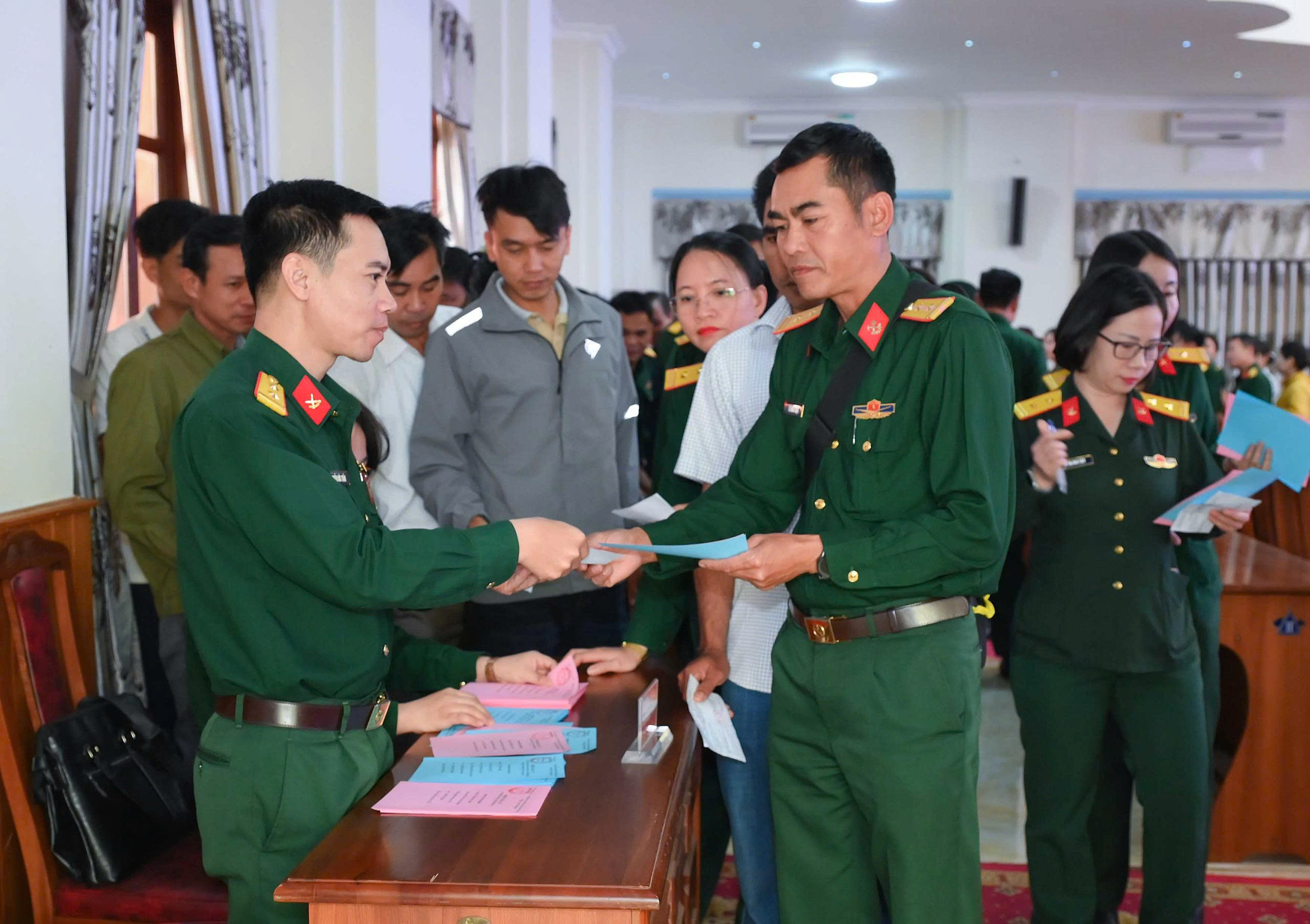 z7621759781385_eb572527563614b4a1349451ddb3deb2