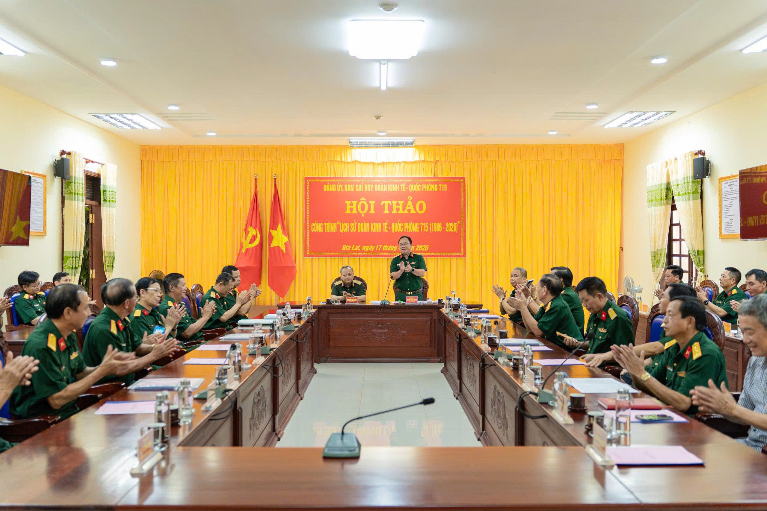 z7735604680859_1cb214f7f593e5d1bbbdaa7b86104eff