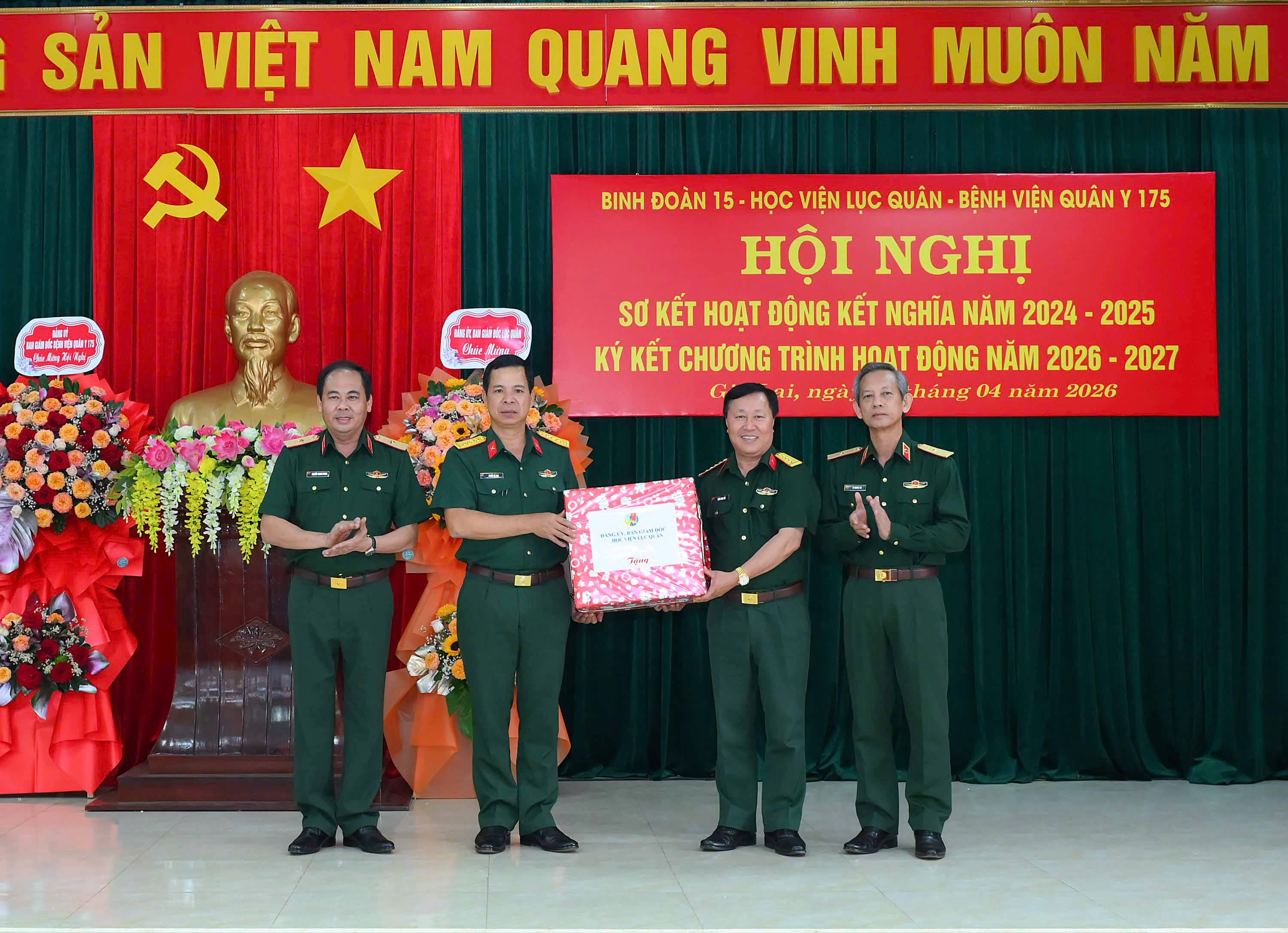 z7753810856023_f507519f5ca483758f690bc6ecf4e072