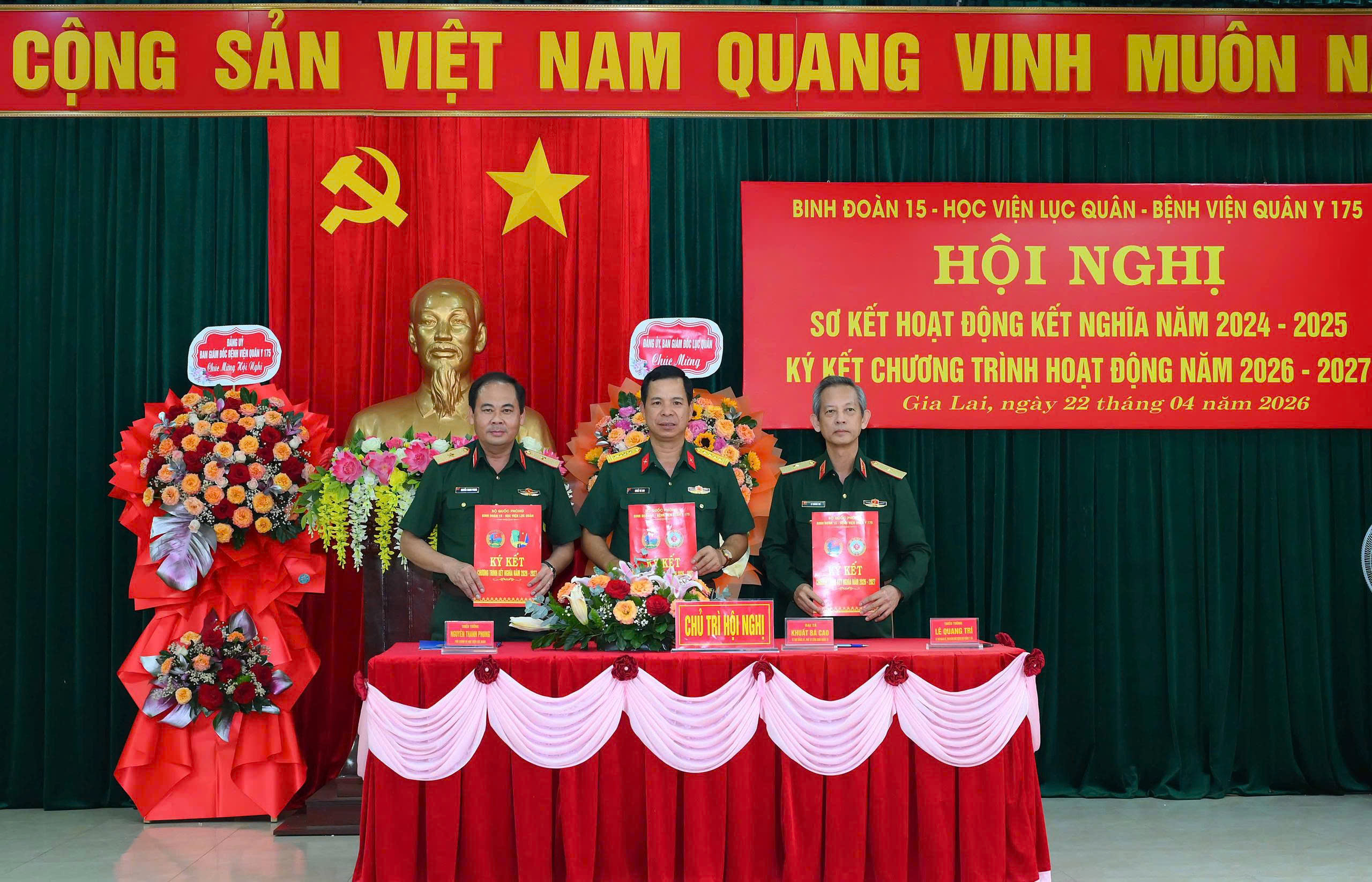 z7753930905505_48927ead27488580fc4b281181d9ebd5