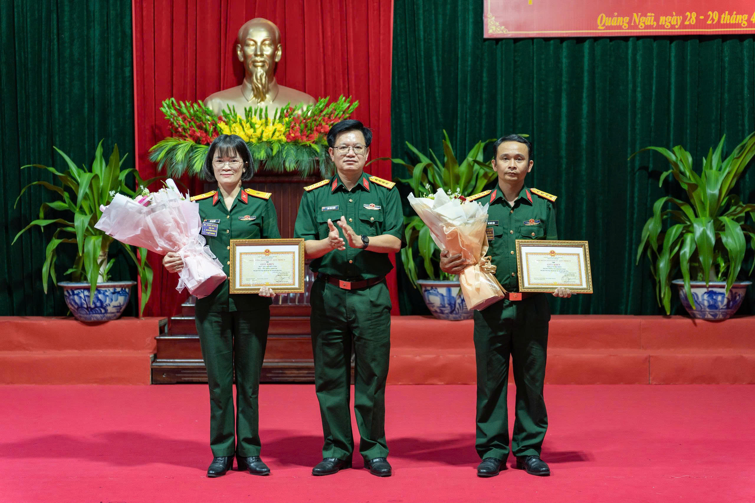 z7777261626945_add556d52b9c911cc37cf6a1a2627a57